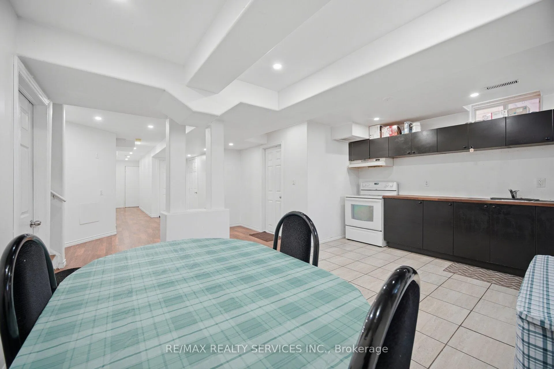 Photo 44 of 106 Williamson Drive, Brampton, Fletcher's Meadow — HOMEH