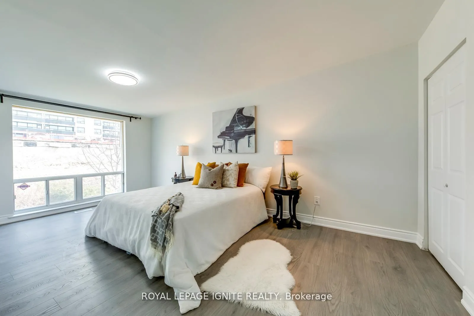 Photo 17 of Unit 4, 10 Leith Hill Road, North York, Don Valley Village — HOMEH