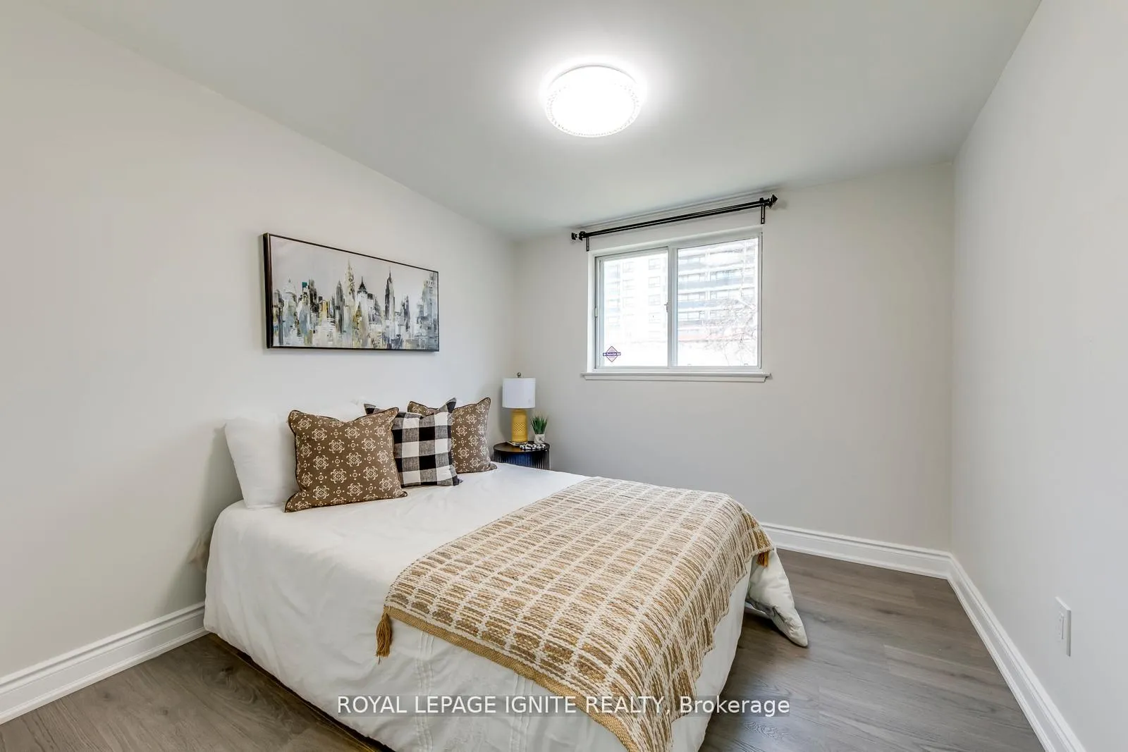 Photo 22 of Unit 4, 10 Leith Hill Road, North York, Don Valley Village — HOMEH