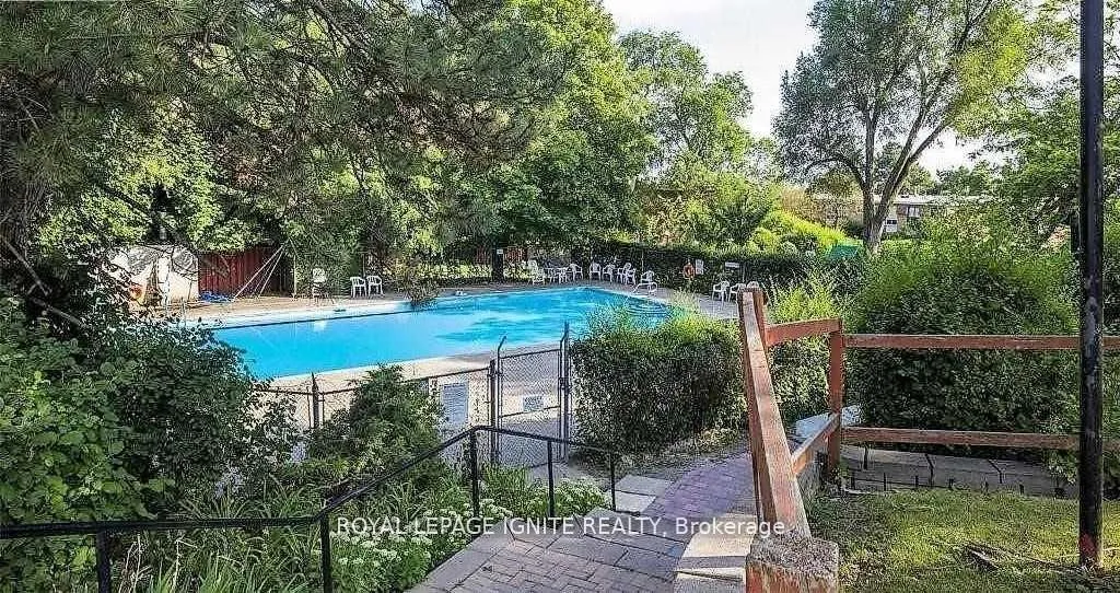 Photo 38 of Unit 4, 10 Leith Hill Road, North York, Don Valley Village — HOMEH