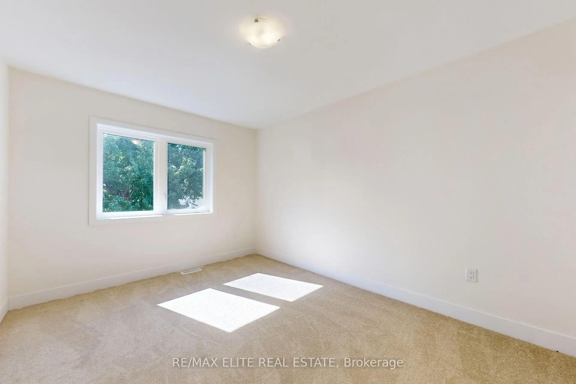Photo 19 of lot 16 Hampton Lane, Barrie, Ardagh — HOMEH