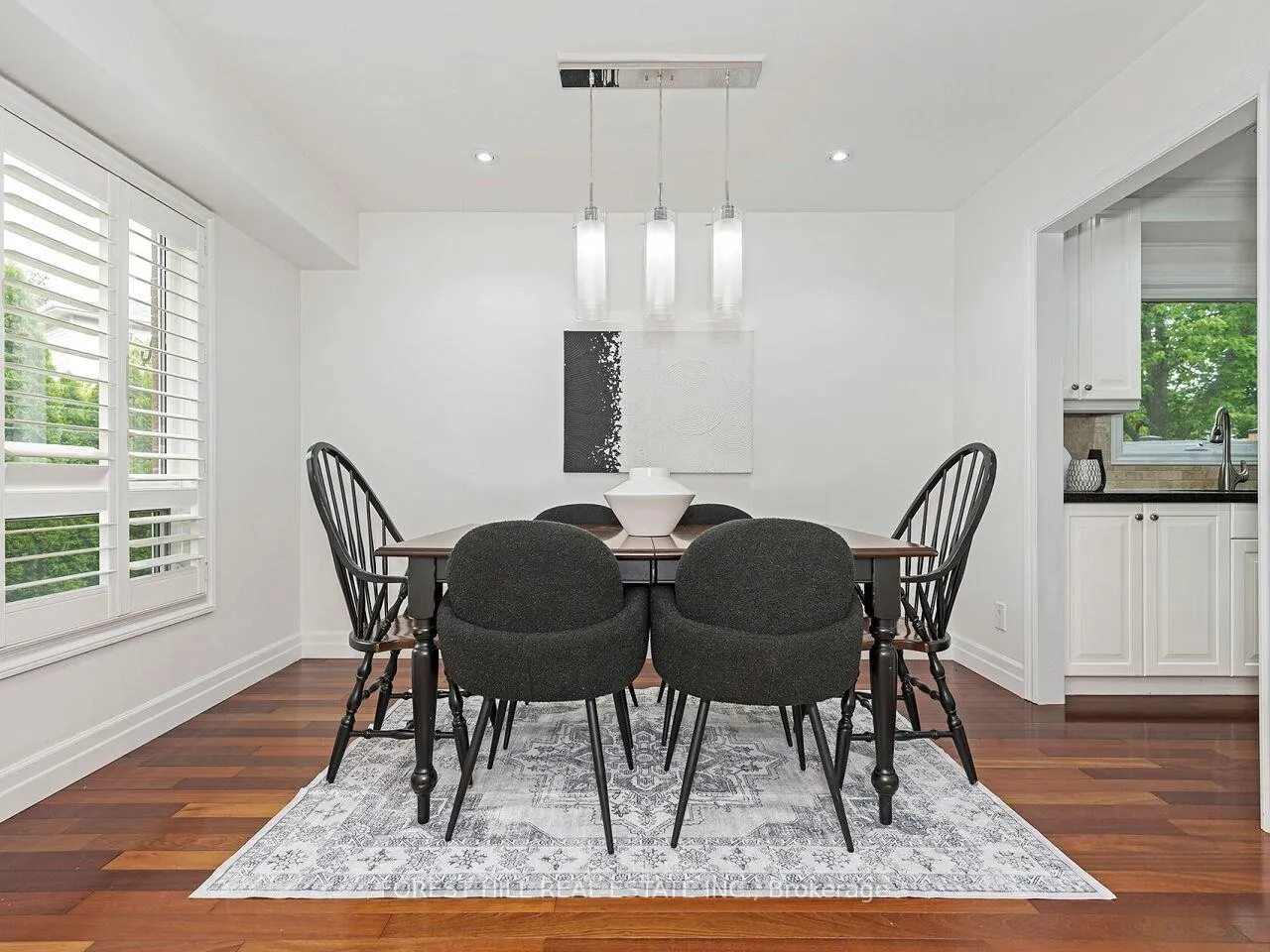 Photo 10 of 148 Chalmers Street, Oakville, Bronte — HOMEH