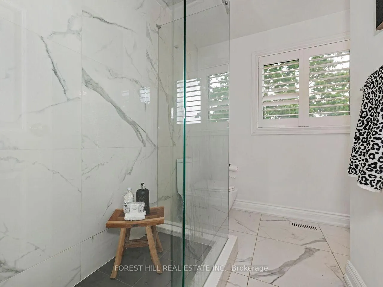 Photo 16 of 148 Chalmers Street, Oakville, Bronte — HOMEH