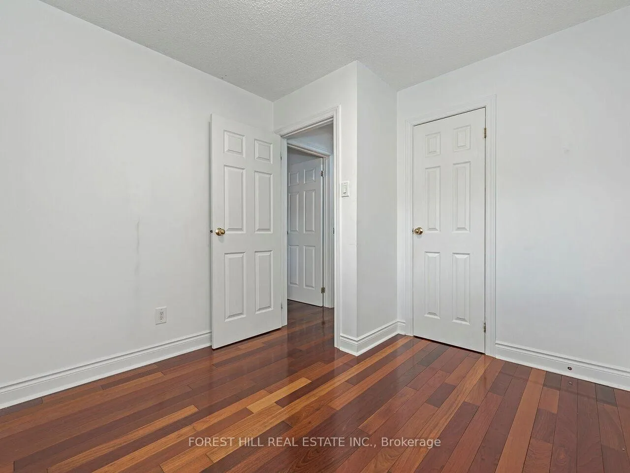 Photo 21 of 148 Chalmers Street, Oakville, Bronte — HOMEH