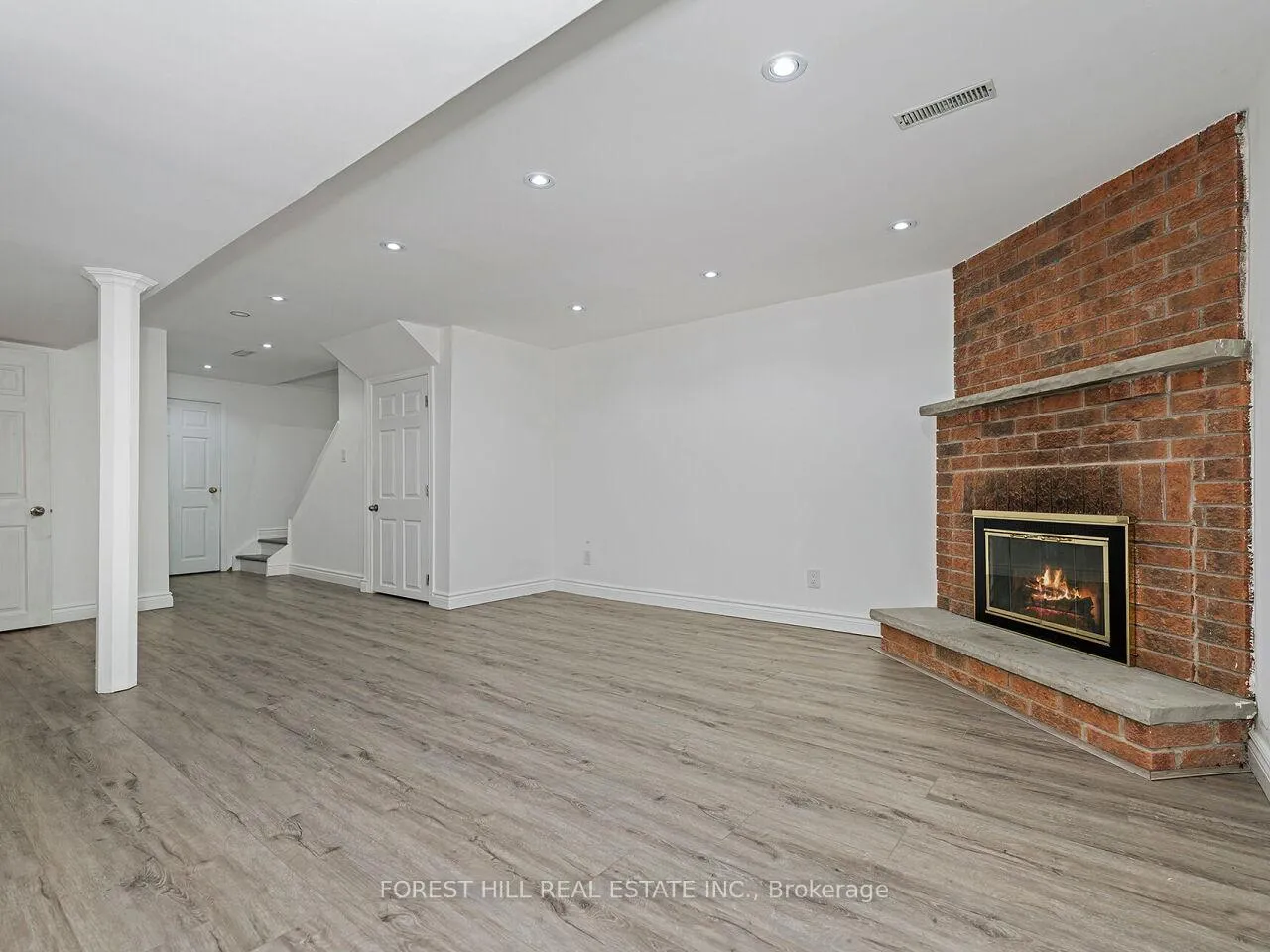 Photo 22 of 148 Chalmers Street, Oakville, Bronte — HOMEH