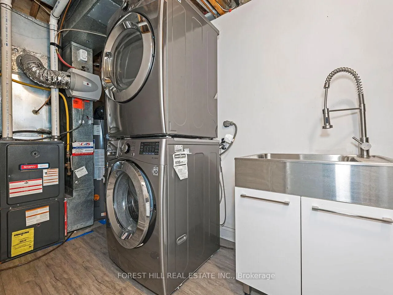 Photo 26 of 148 Chalmers Street, Oakville, Bronte — HOMEH