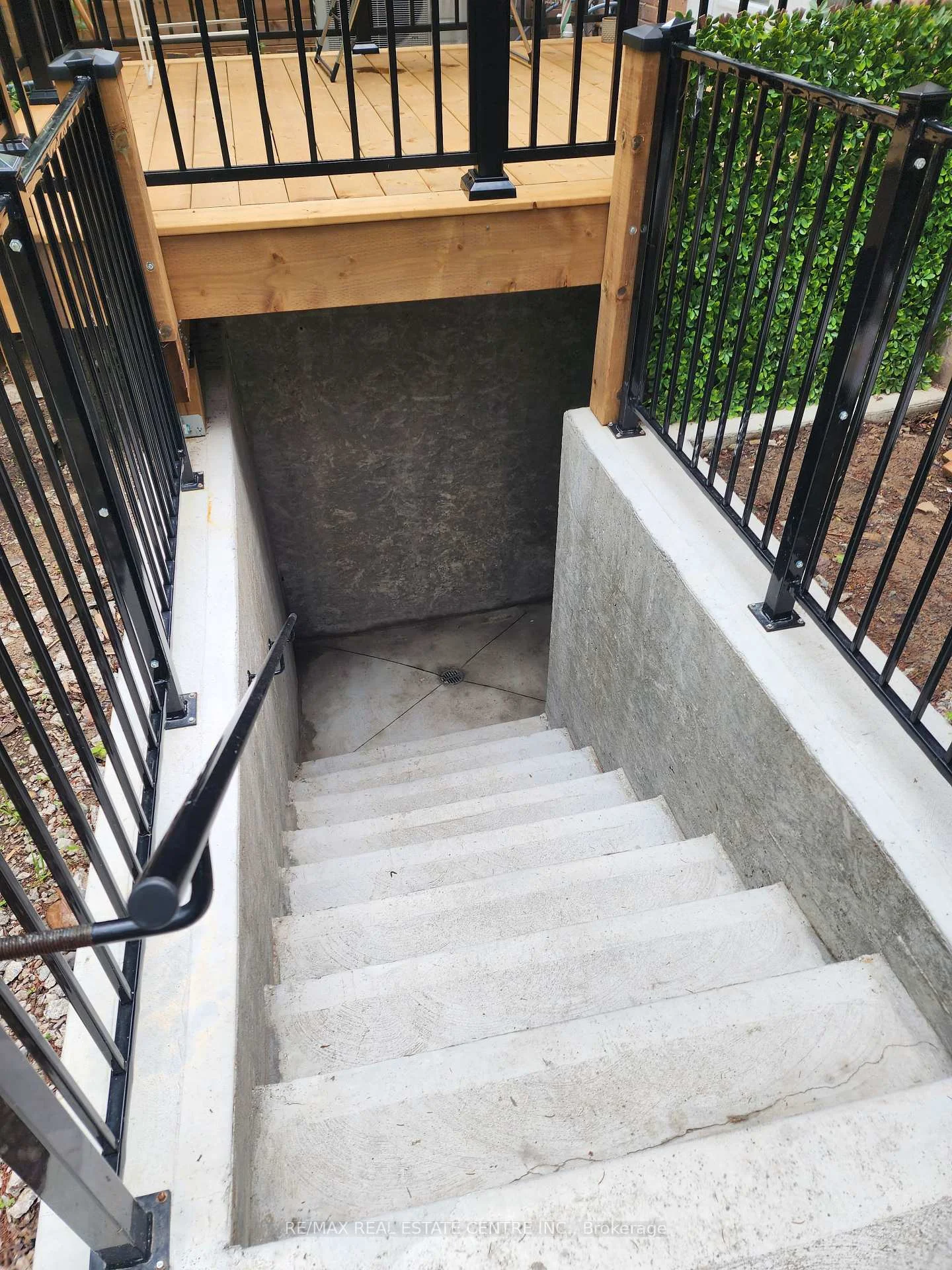 Photo 1 of Unit BASEMNET, 2361 Barclay Road, Burlington, Brant — HOMEH