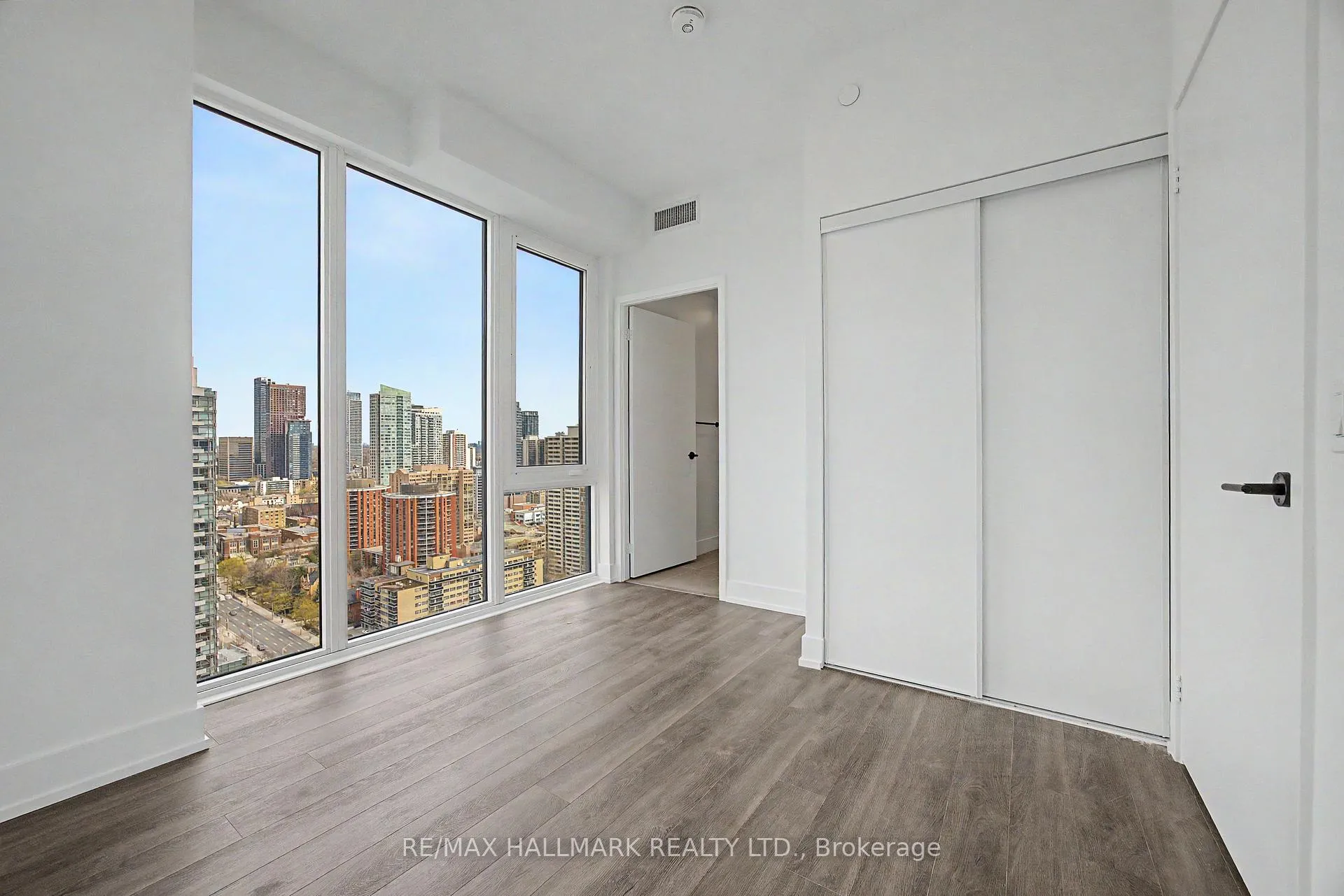 Photo 9 of Unit 2805, 308 Jarvis Street, Toronto, Church-Yonge Corridor — HOMEH