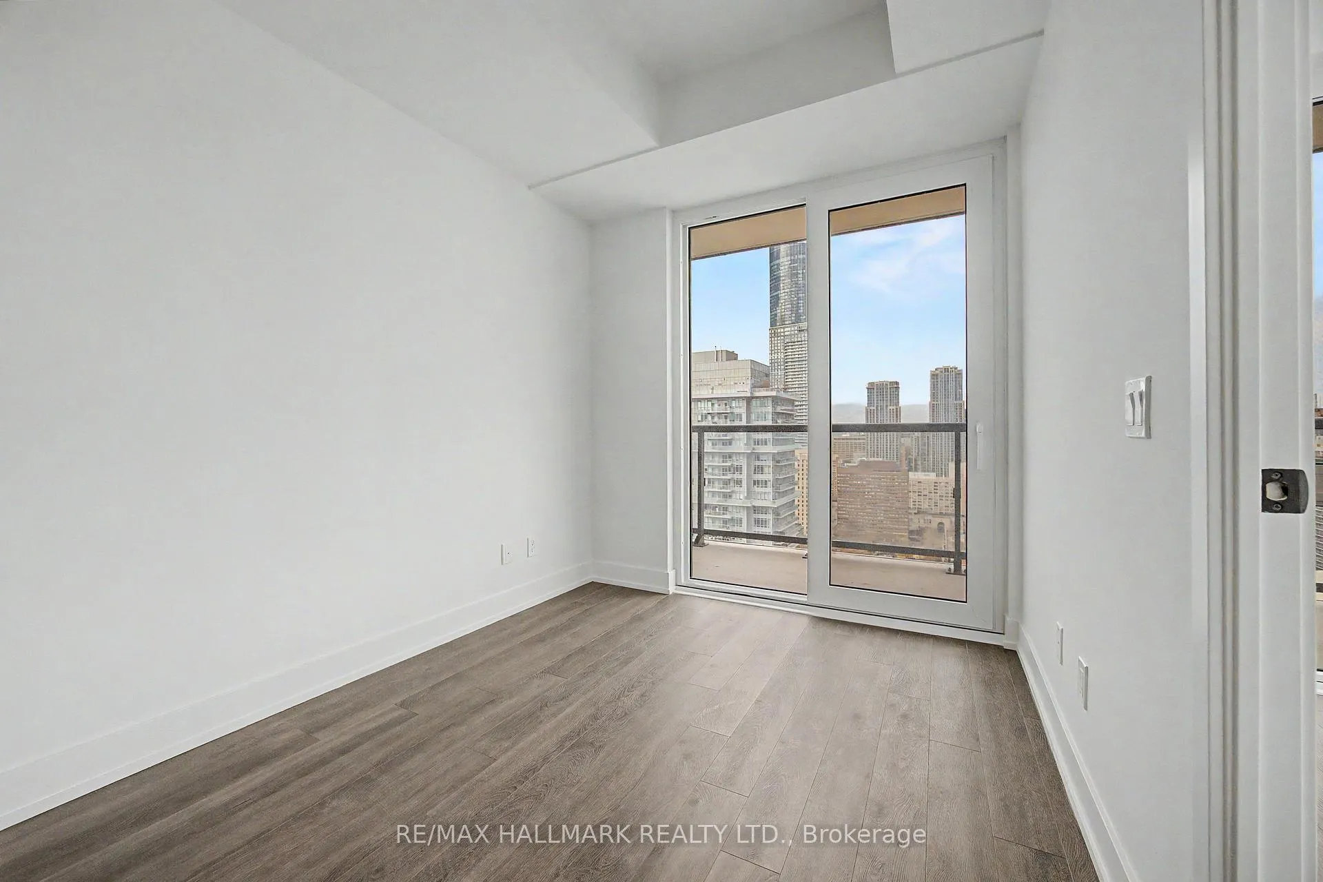 Photo 14 of Unit 2805, 308 Jarvis Street, Toronto, Church-Yonge Corridor — HOMEH