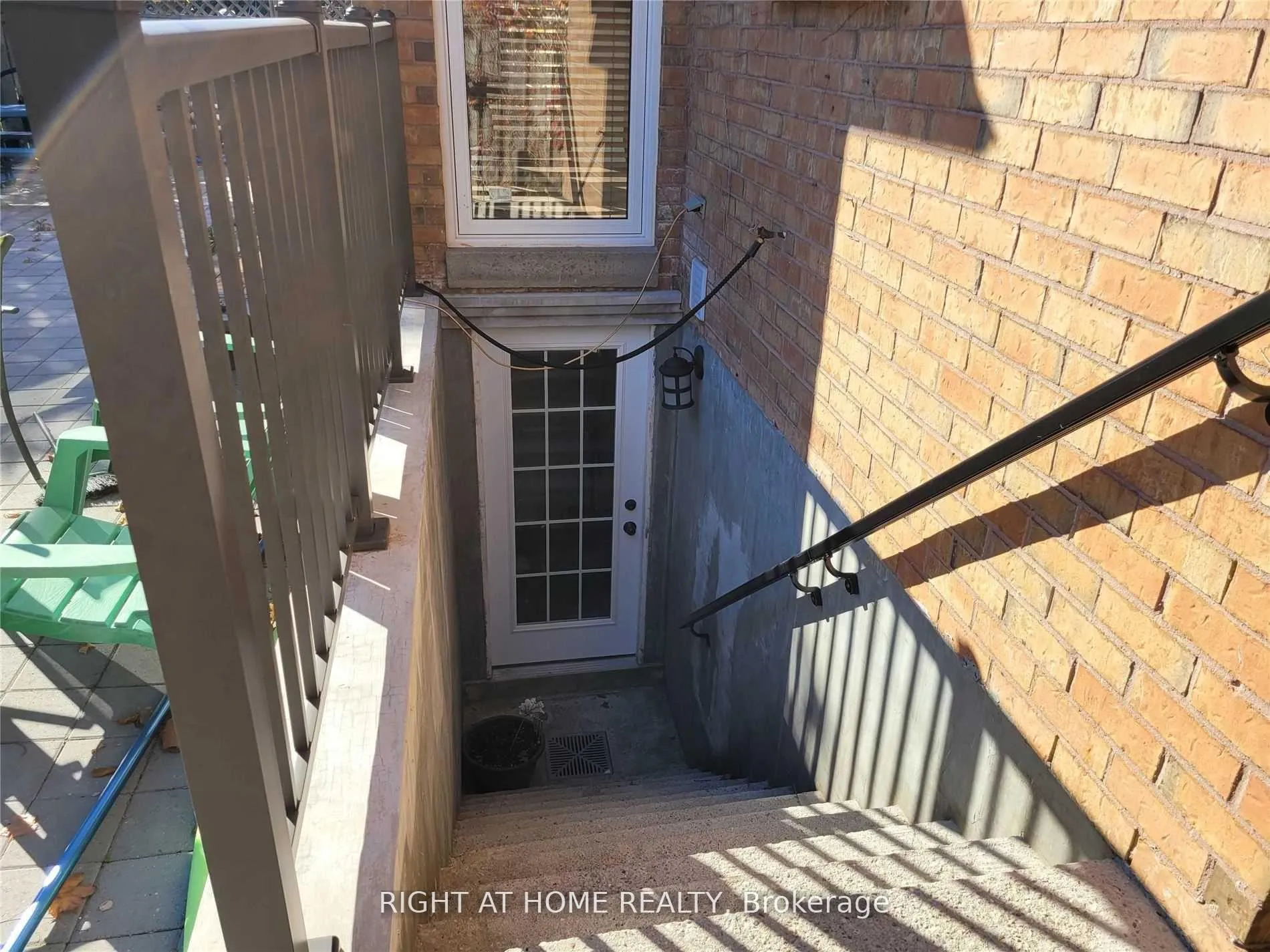 Photo 3 of Unit Basement, 1080 Glenashton Drive, Oakville, Wedgewood Creek — HOMEH