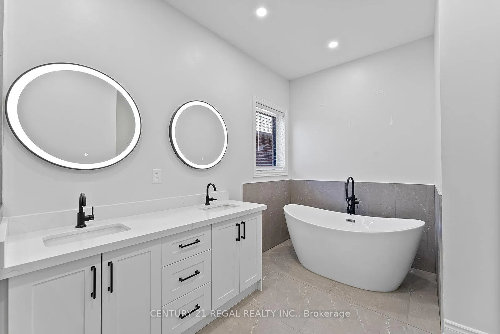 Photo 16 of 145 Roy Harper Avenue, Aurora, Rural Aurora — HOMEH