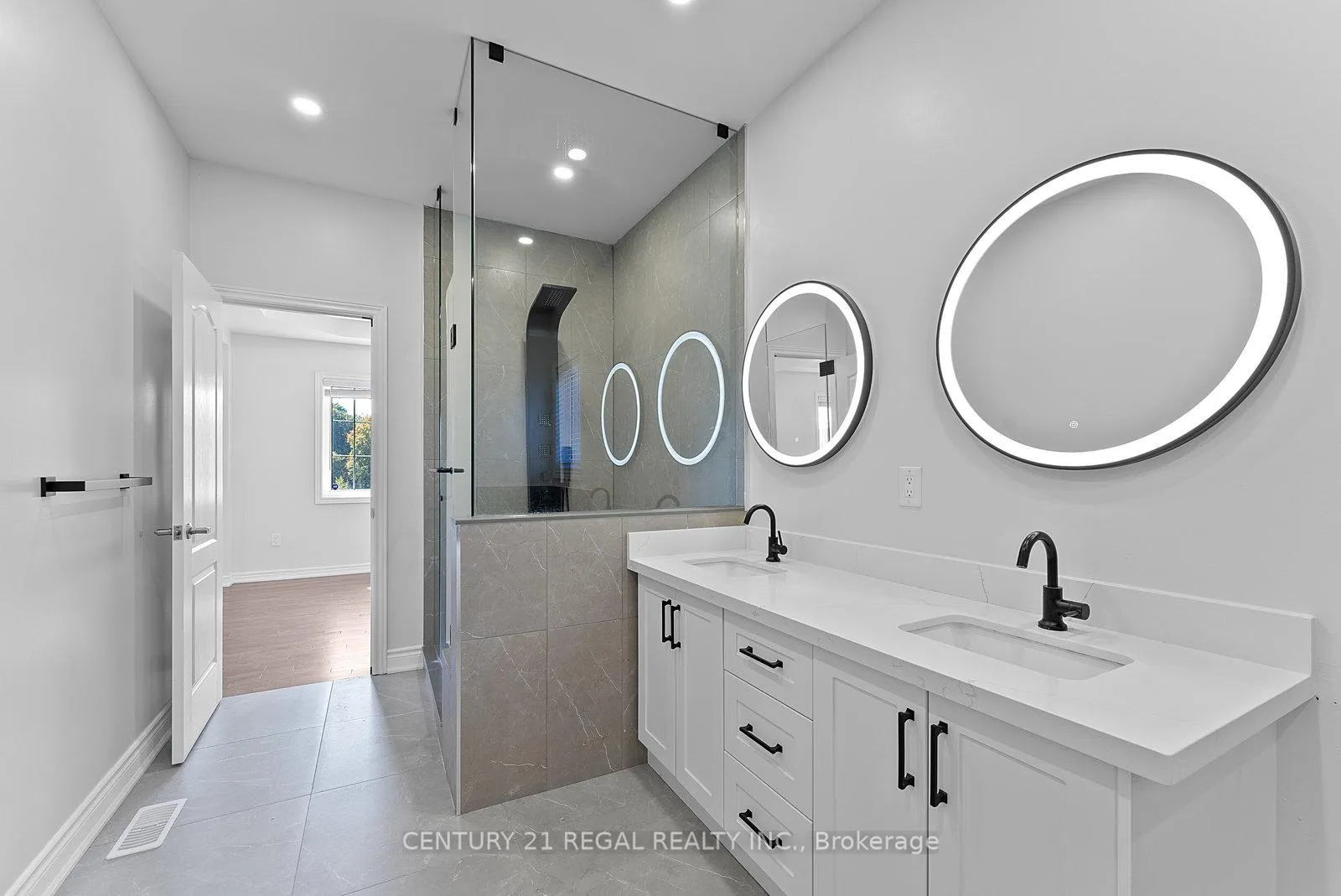 Photo 17 of 145 Roy Harper Avenue, Aurora, Rural Aurora — HOMEH