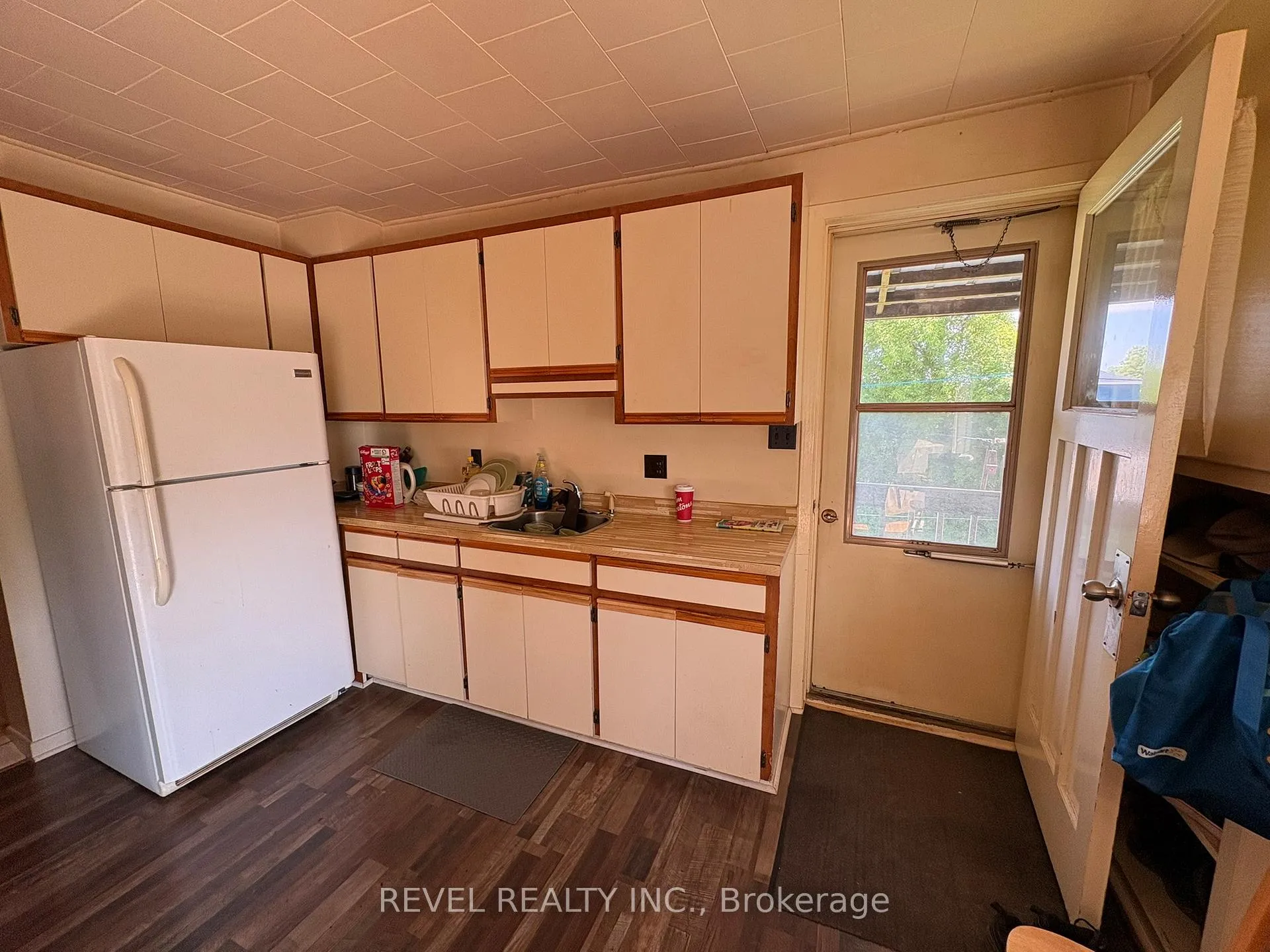Photo 36 of 36 Stewart Avenue, Kapuskasing — HOMEH