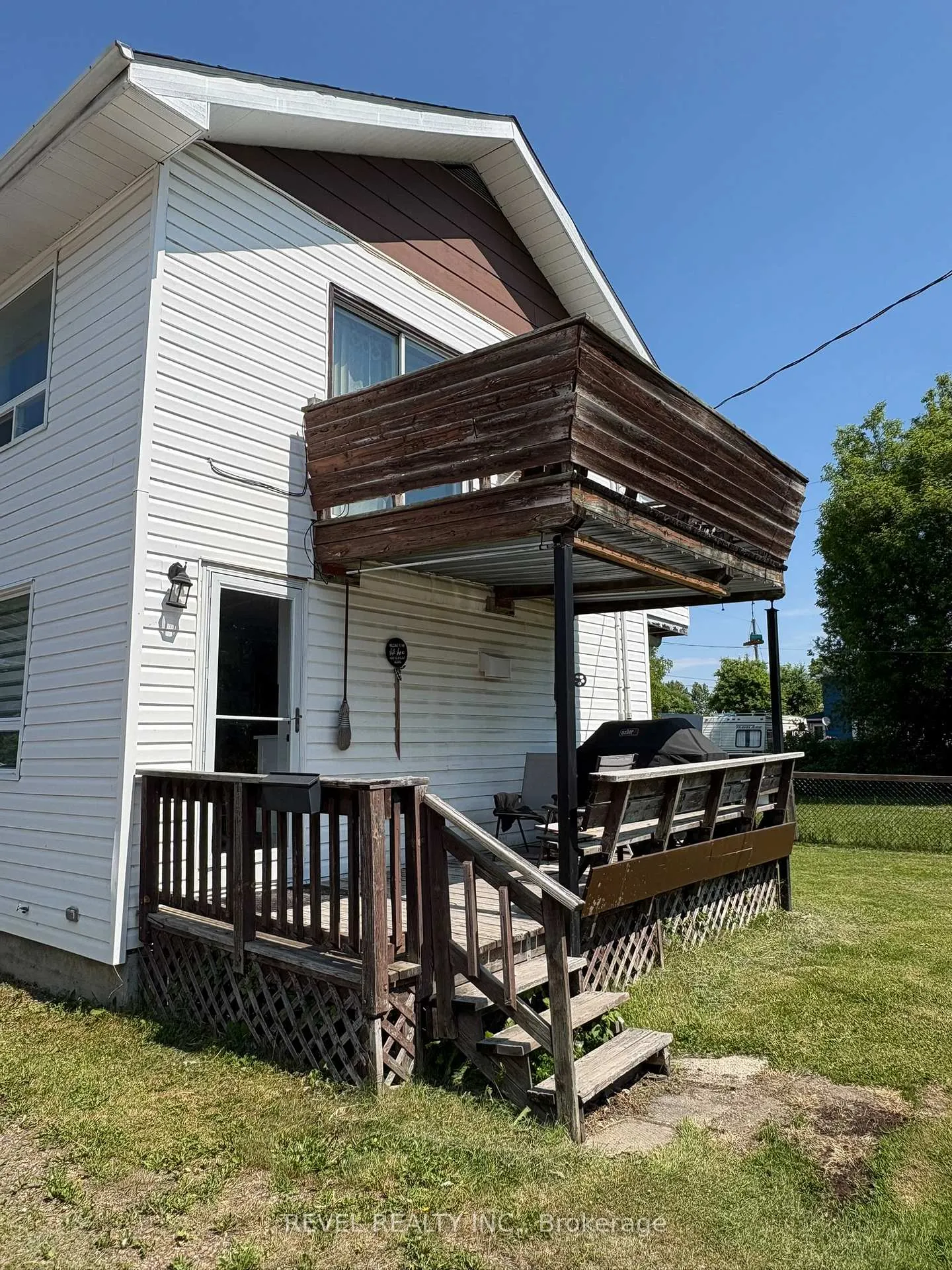 Photo 45 of 36 Stewart Avenue, Kapuskasing — HOMEH