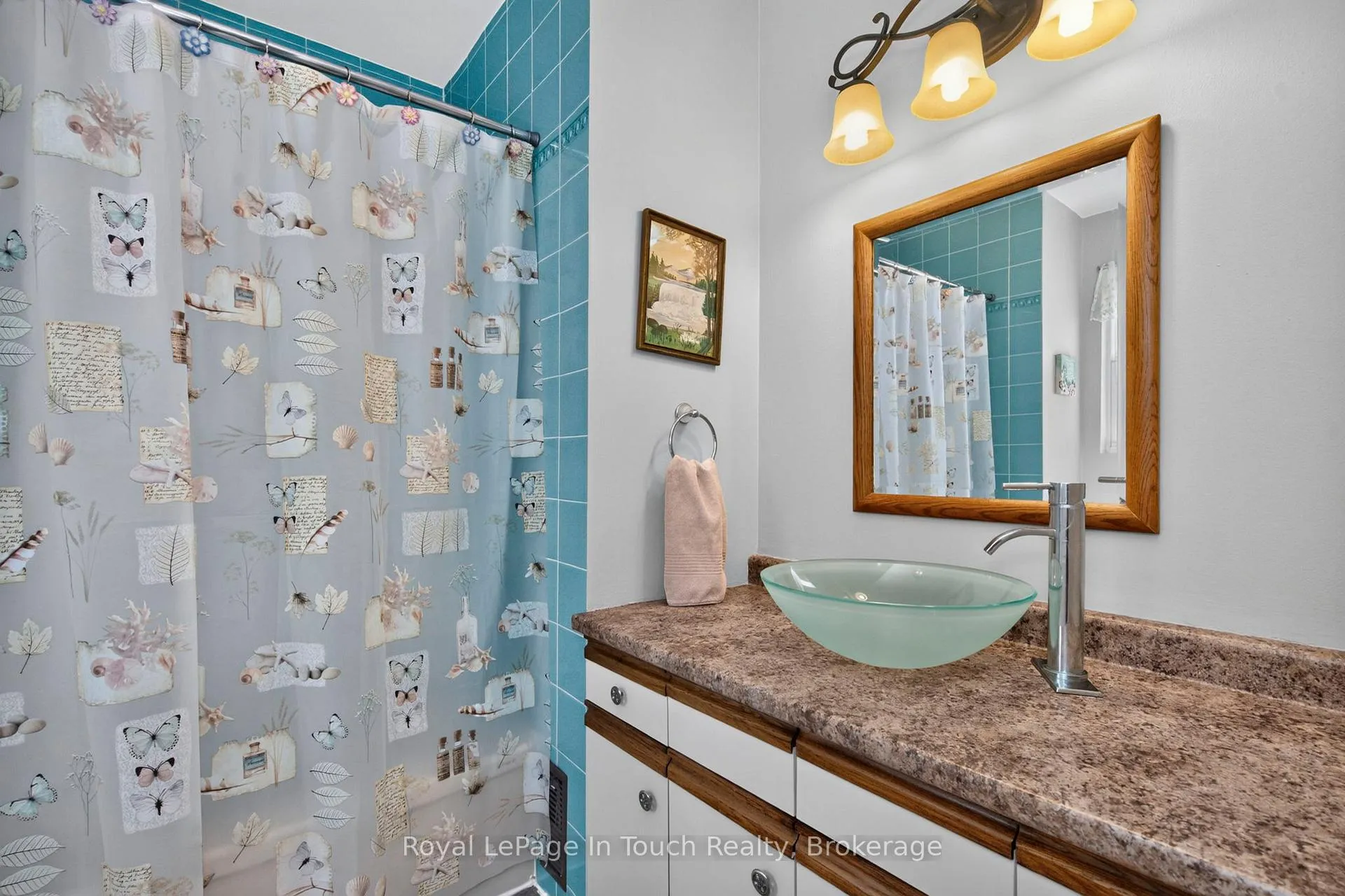 Photo 24 of 13 Hallen Drive, Penetanguishene — HOMEH