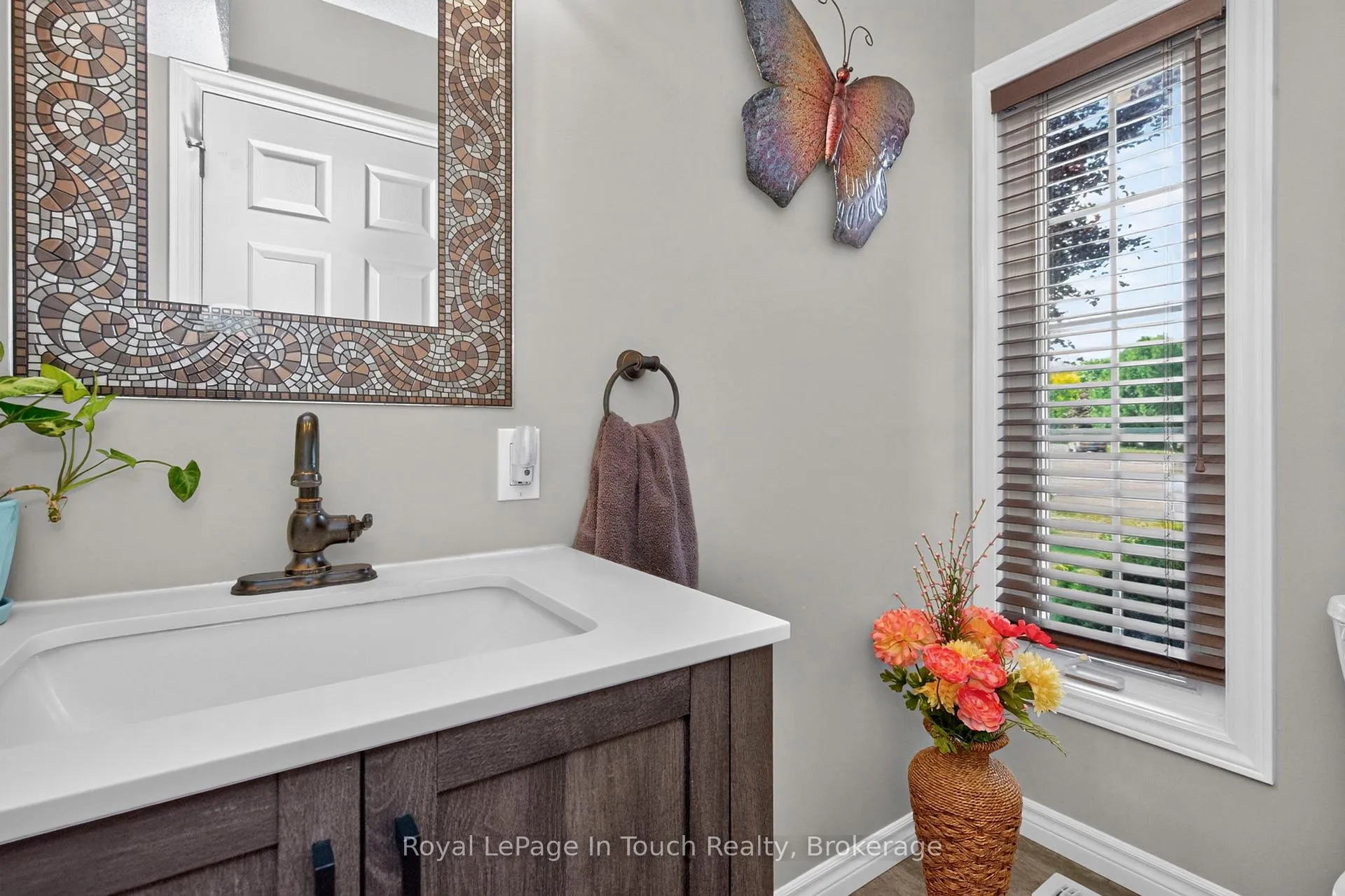 Photo 43 of 13 Hallen Drive, Penetanguishene — HOMEH