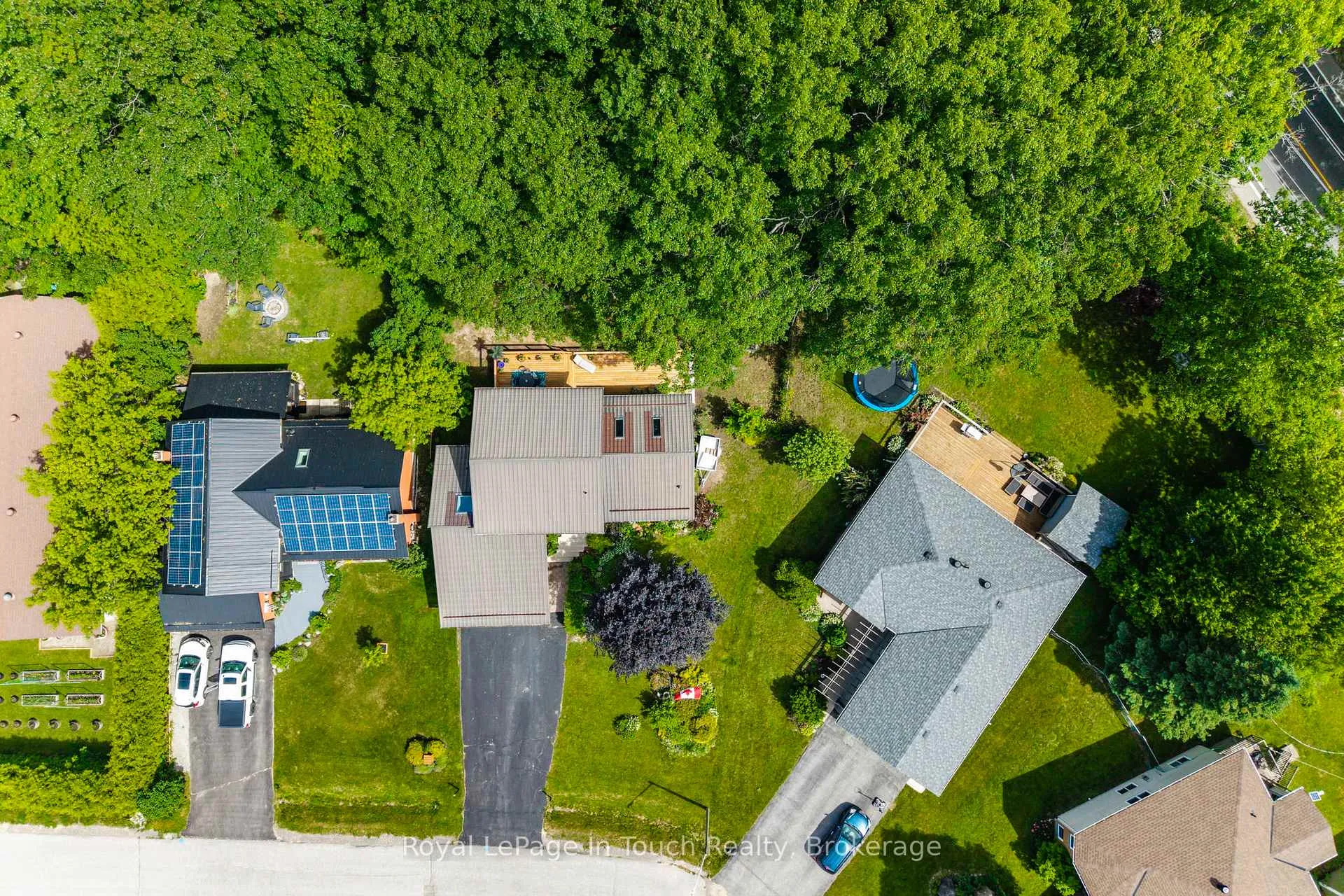 Photo 47 of 13 Hallen Drive, Penetanguishene — HOMEH