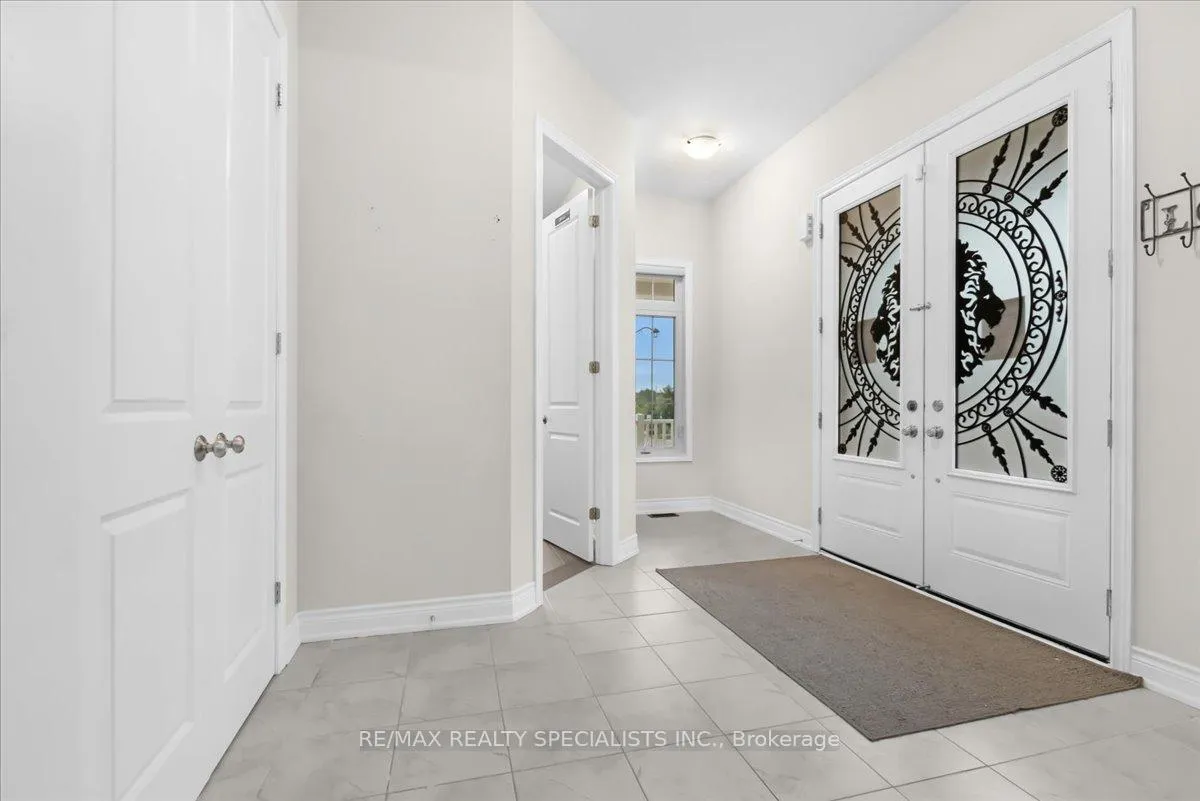 Photo 7 of 2 Ash Hill Avenue, Caledon, Caledon East — HOMEH