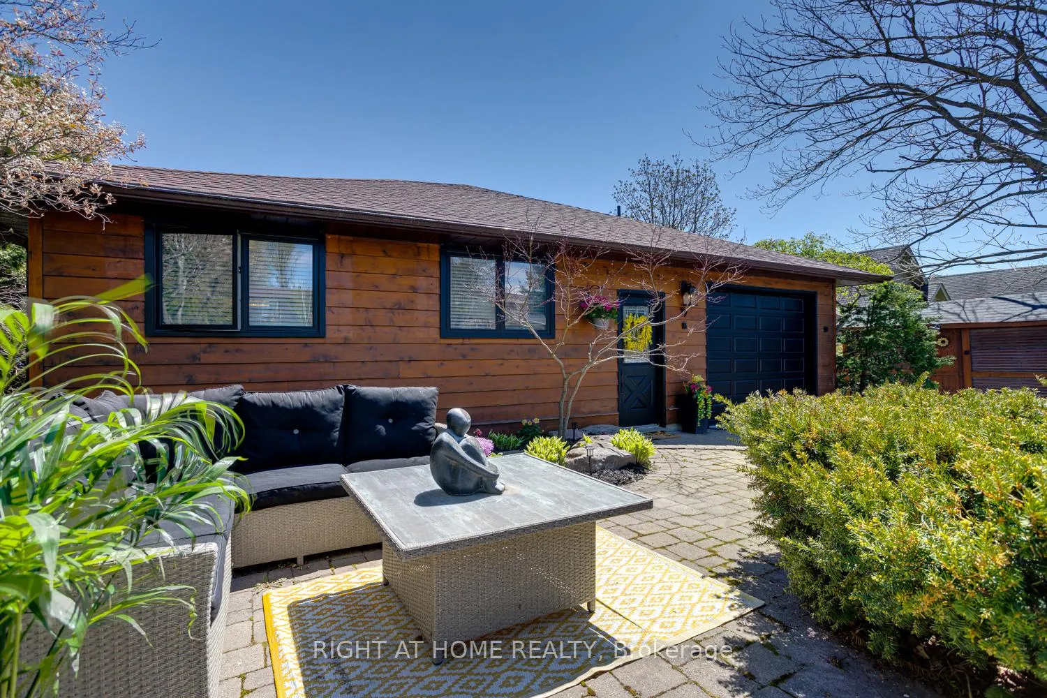 Photo 3 of 77 Aldred Drive, Scugog, Port Perry — HOMEH