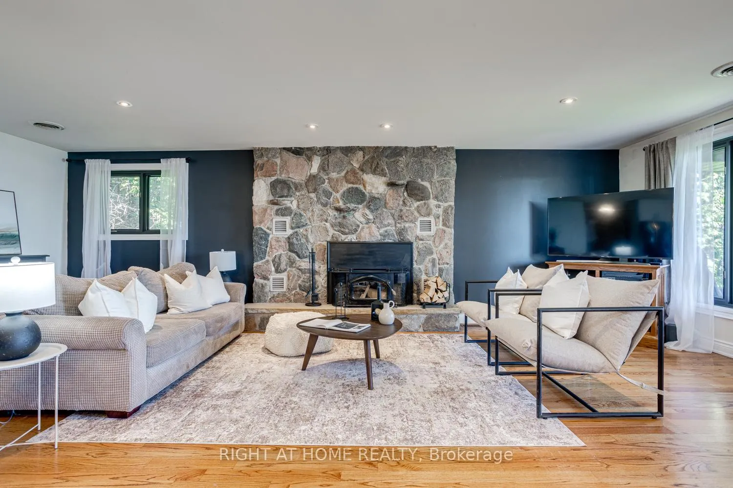 Photo 14 of 77 Aldred Drive, Scugog, Port Perry — HOMEH