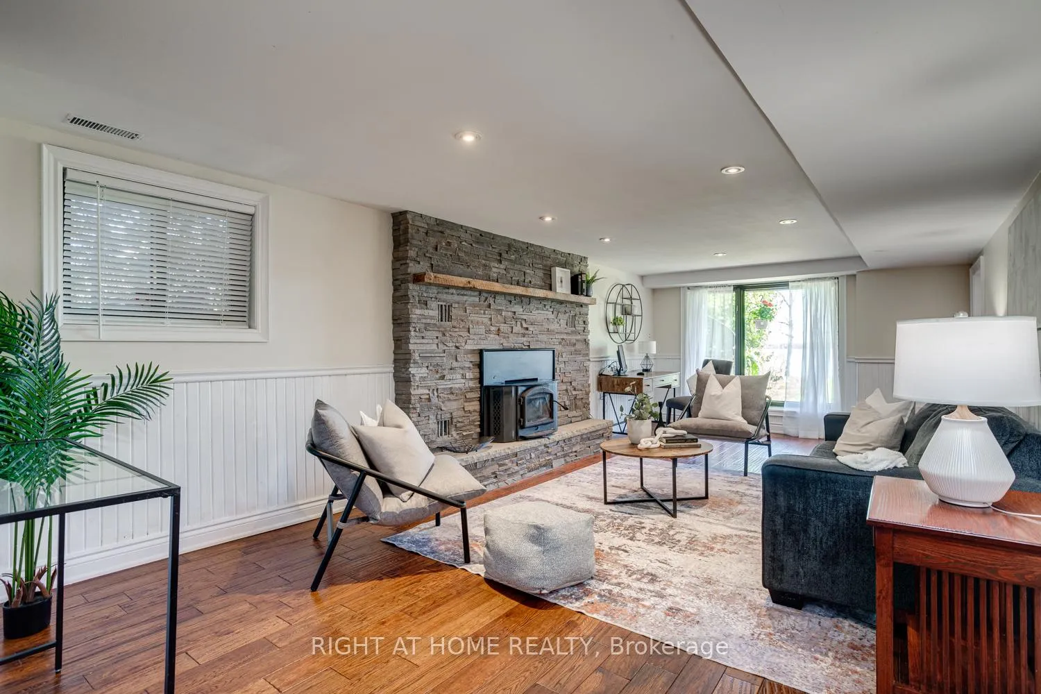 Photo 28 of 77 Aldred Drive, Scugog, Port Perry — HOMEH
