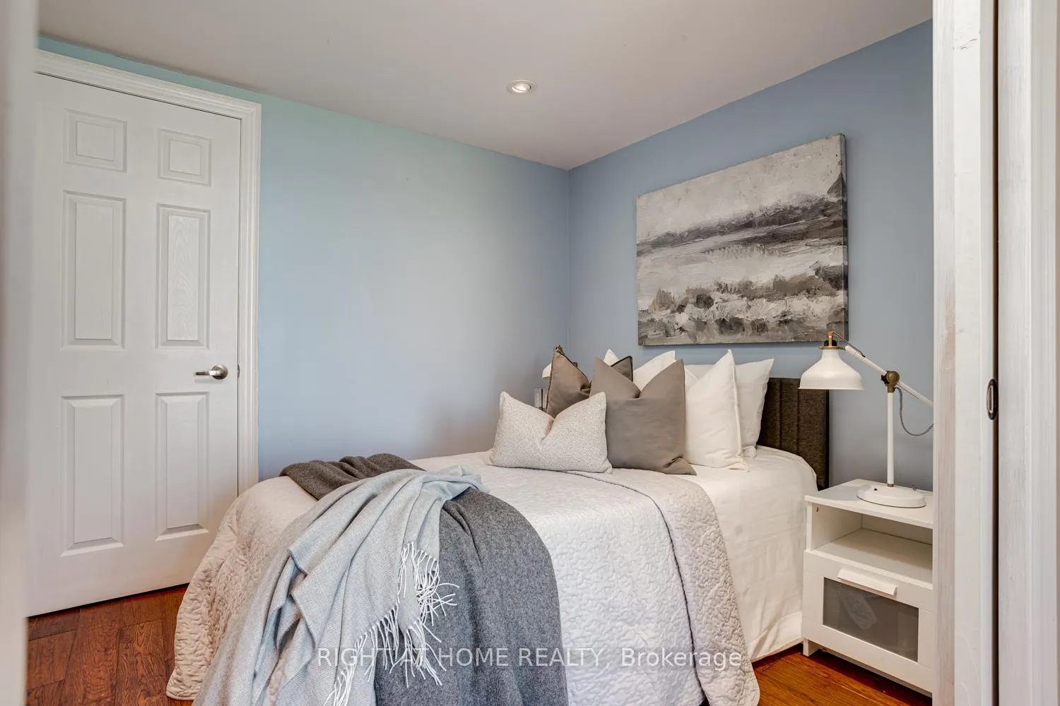 Photo 41 of 77 Aldred Drive, Scugog, Port Perry — HOMEH