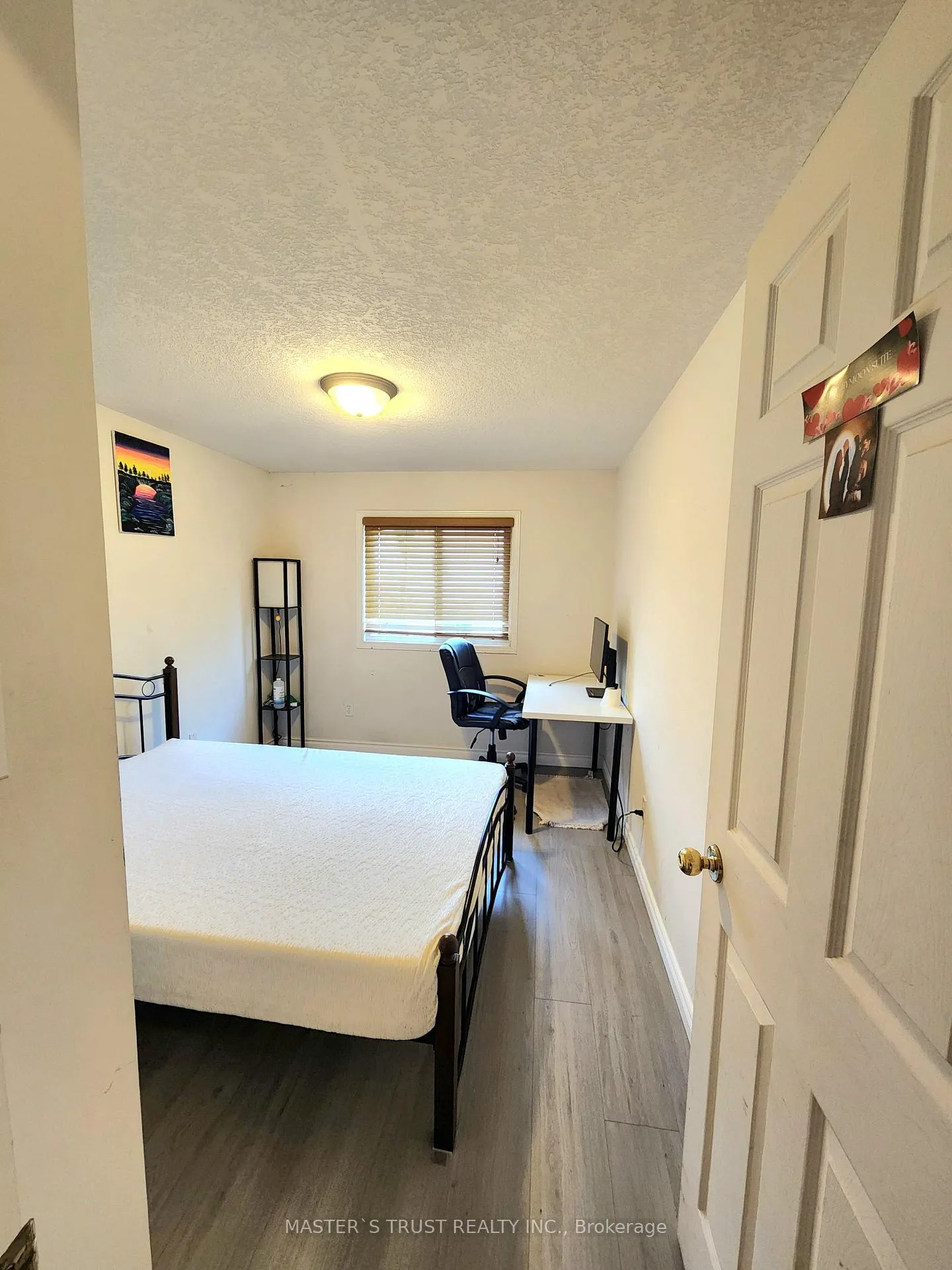 Photo 12 of 745 Laurelwood Drive, Waterloo, Columbia Forest/Clair Hills — HOMEH