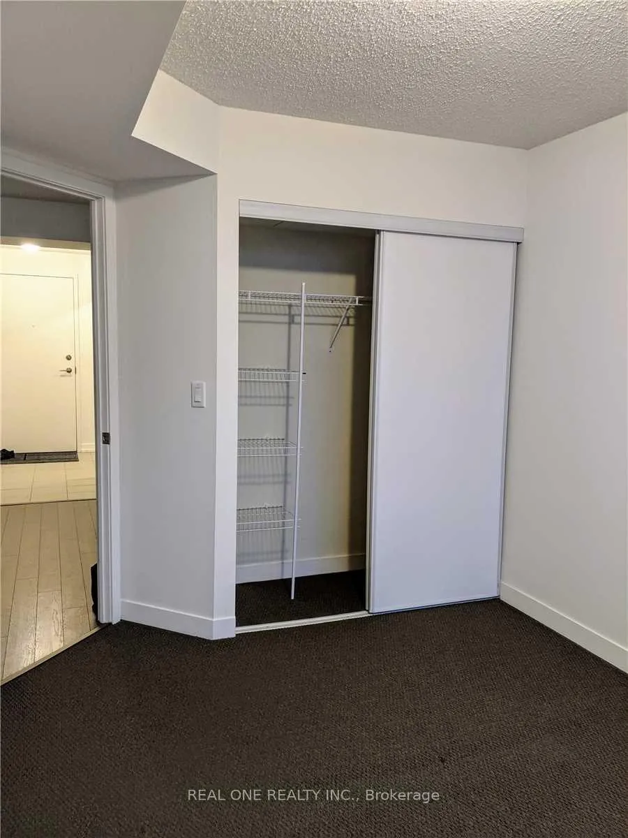 Photo 6 of Unit 624, 812 Lansdowne Avenue, Toronto, Dovercourt-Wallace Emerson-Junction — HOMEH