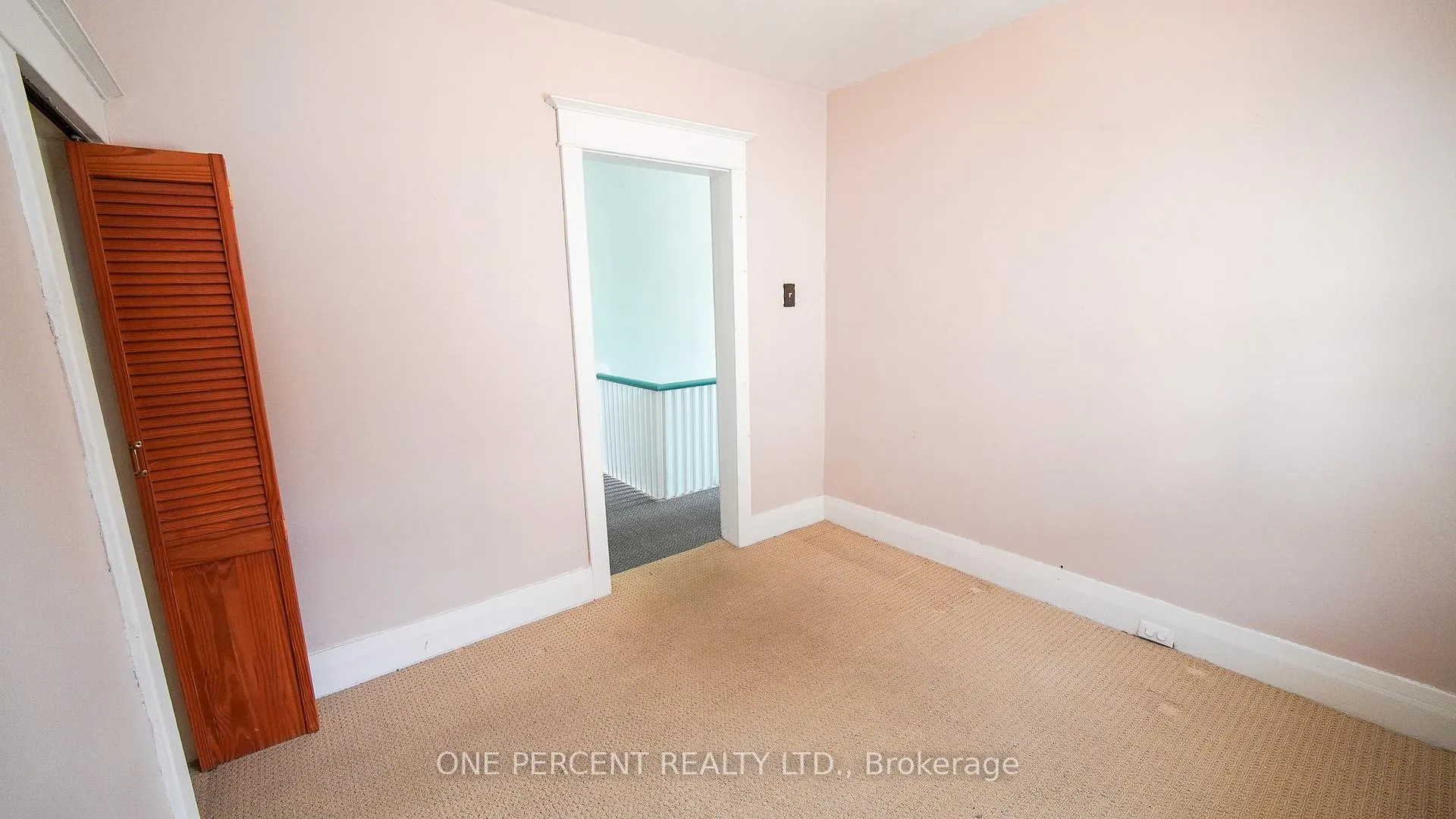 Photo 11 of 67 Murrie Street, Etobicoke, Mimico — HOMEH