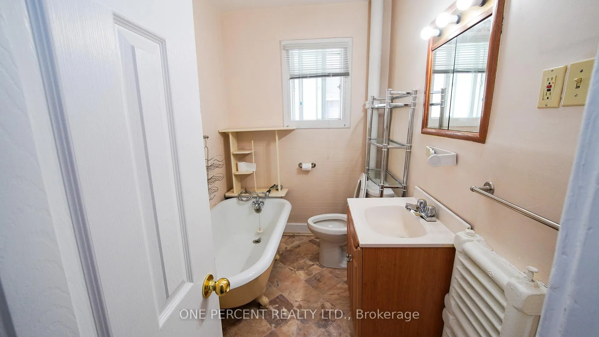 Photo 12 of 67 Murrie Street, Etobicoke, Mimico — HOMEH