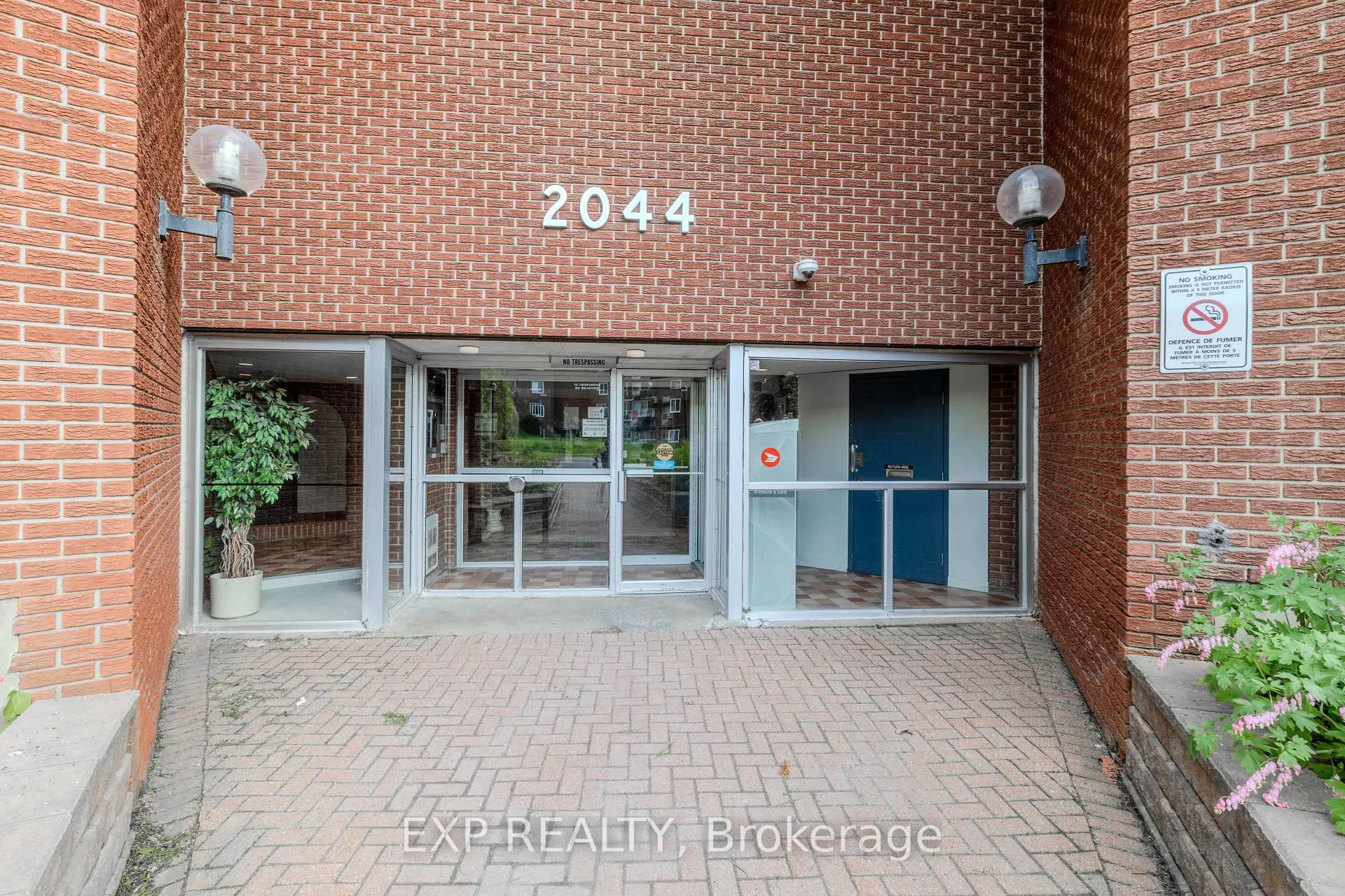 Photo 2 of Unit 404 B, 2044 Arrowsmith Drive, Ottawa, Beacon Hill South — HOMEH