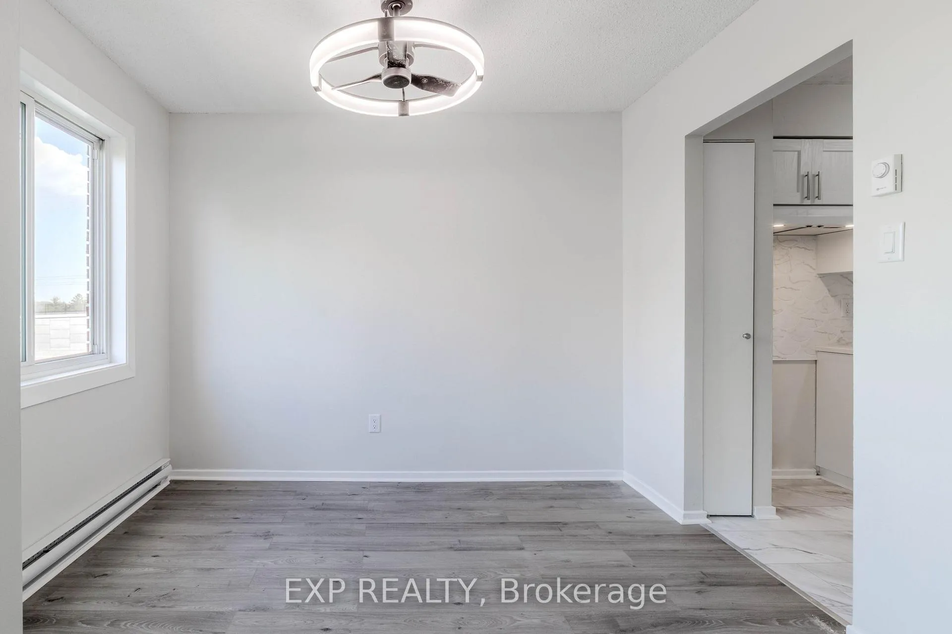 Photo 15 of Unit 404 B, 2044 Arrowsmith Drive, Ottawa, Beacon Hill South — HOMEH