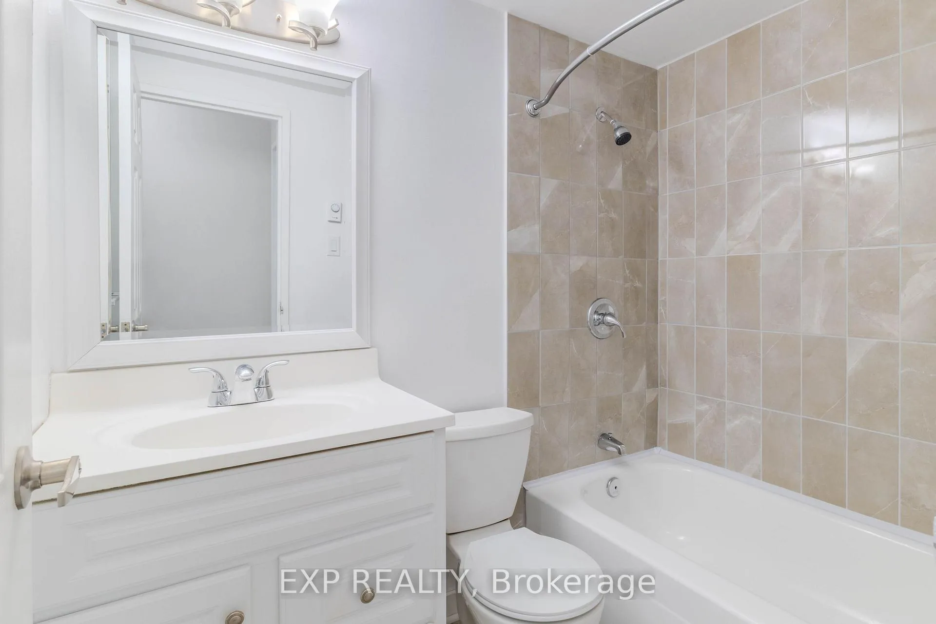 Photo 16 of Unit 404 B, 2044 Arrowsmith Drive, Ottawa, Beacon Hill South — HOMEH
