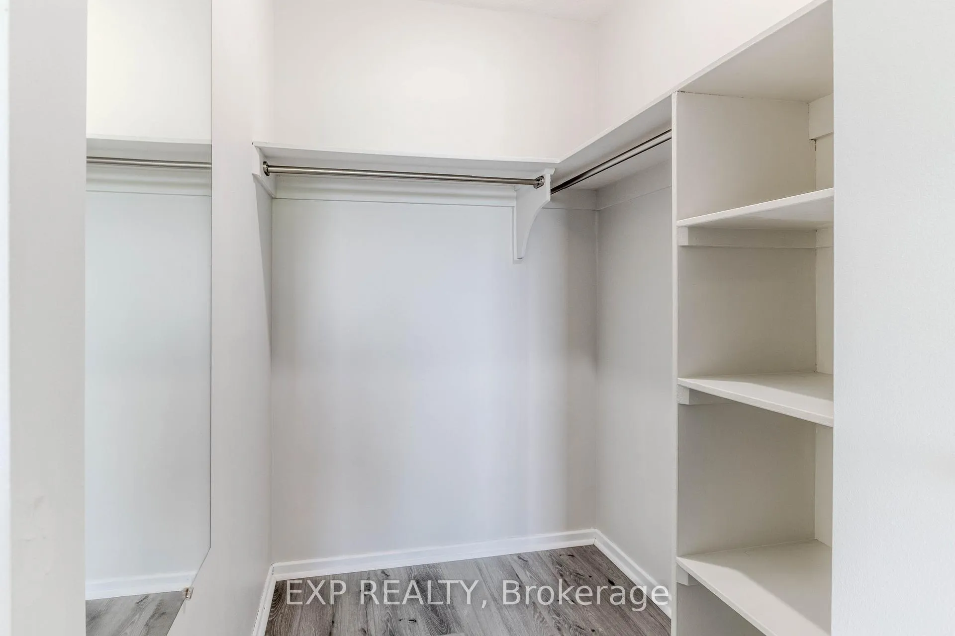 Photo 17 of Unit 404 B, 2044 Arrowsmith Drive, Ottawa, Beacon Hill South — HOMEH