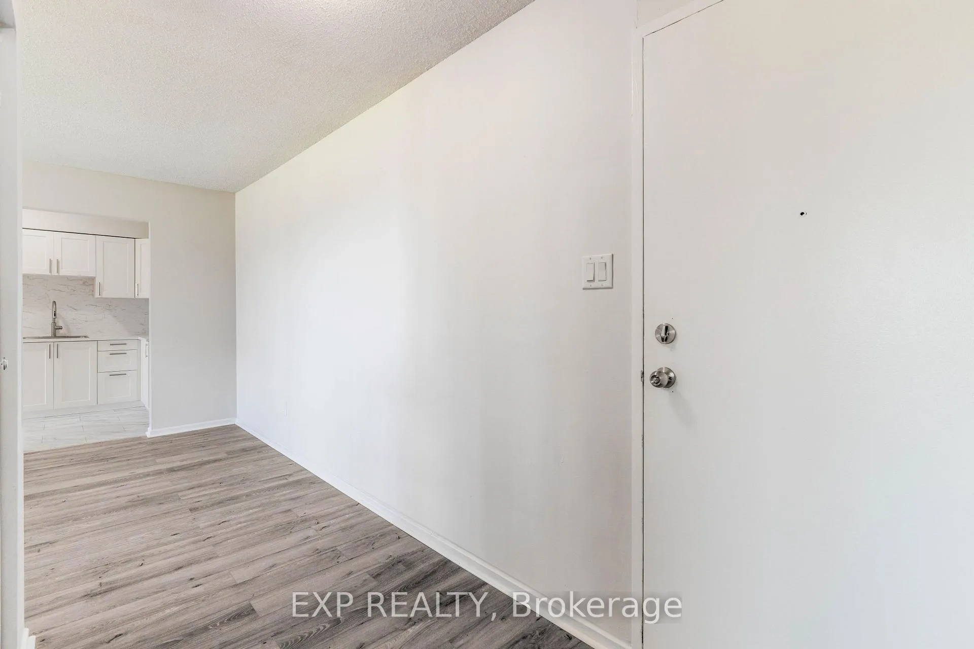 Photo 20 of Unit 404 B, 2044 Arrowsmith Drive, Ottawa, Beacon Hill South — HOMEH