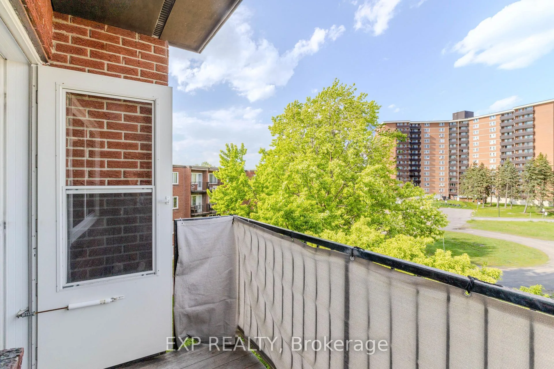 Photo 25 of Unit 404 B, 2044 Arrowsmith Drive, Ottawa, Beacon Hill South — HOMEH