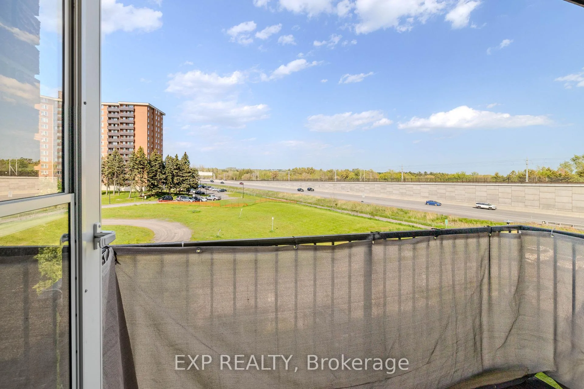 Photo 26 of Unit 404 B, 2044 Arrowsmith Drive, Ottawa, Beacon Hill South — HOMEH