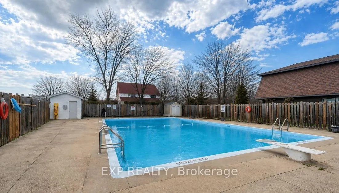 Photo 27 of Unit 404 B, 2044 Arrowsmith Drive, Ottawa, Beacon Hill South — HOMEH