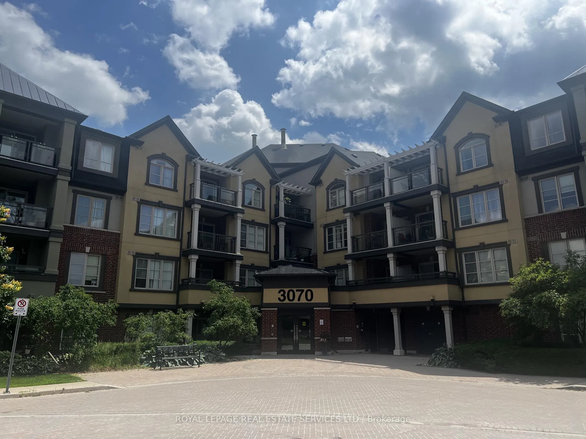 Photo 1 of Unit 406, 3070 Rotary Way, Burlington, Alton — HOMEH