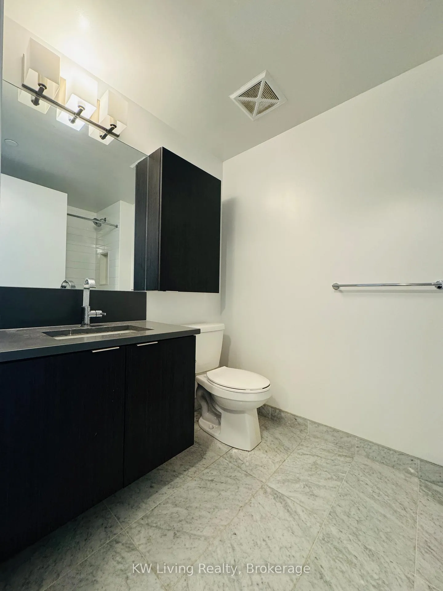 Photo 6 of Unit 1602, 38 Iannuzzi Street, Toronto, Waterfront Communities — HOMEH