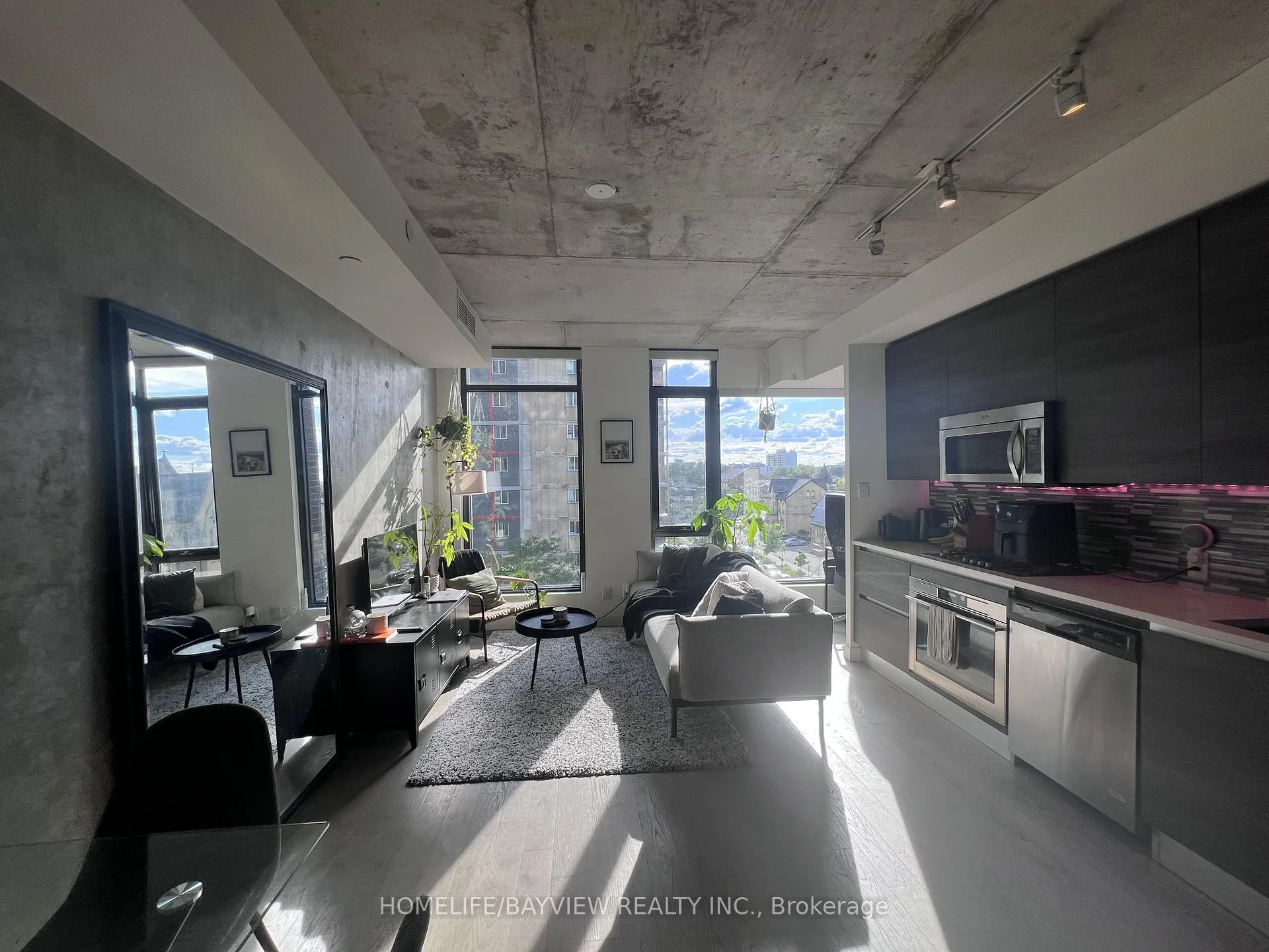 Photo 1 of Unit 403, 111 Bathurst Street, Toronto, Waterfront Communities — HOMEH