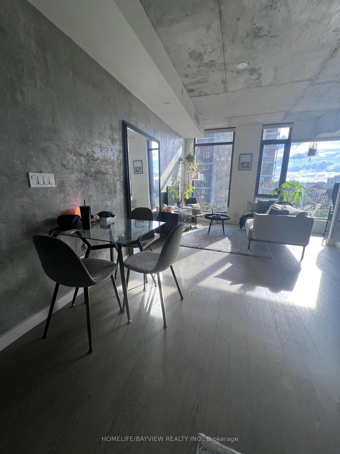 Photo 8 of Unit 403, 111 Bathurst Street, Toronto, Waterfront Communities — HOMEH