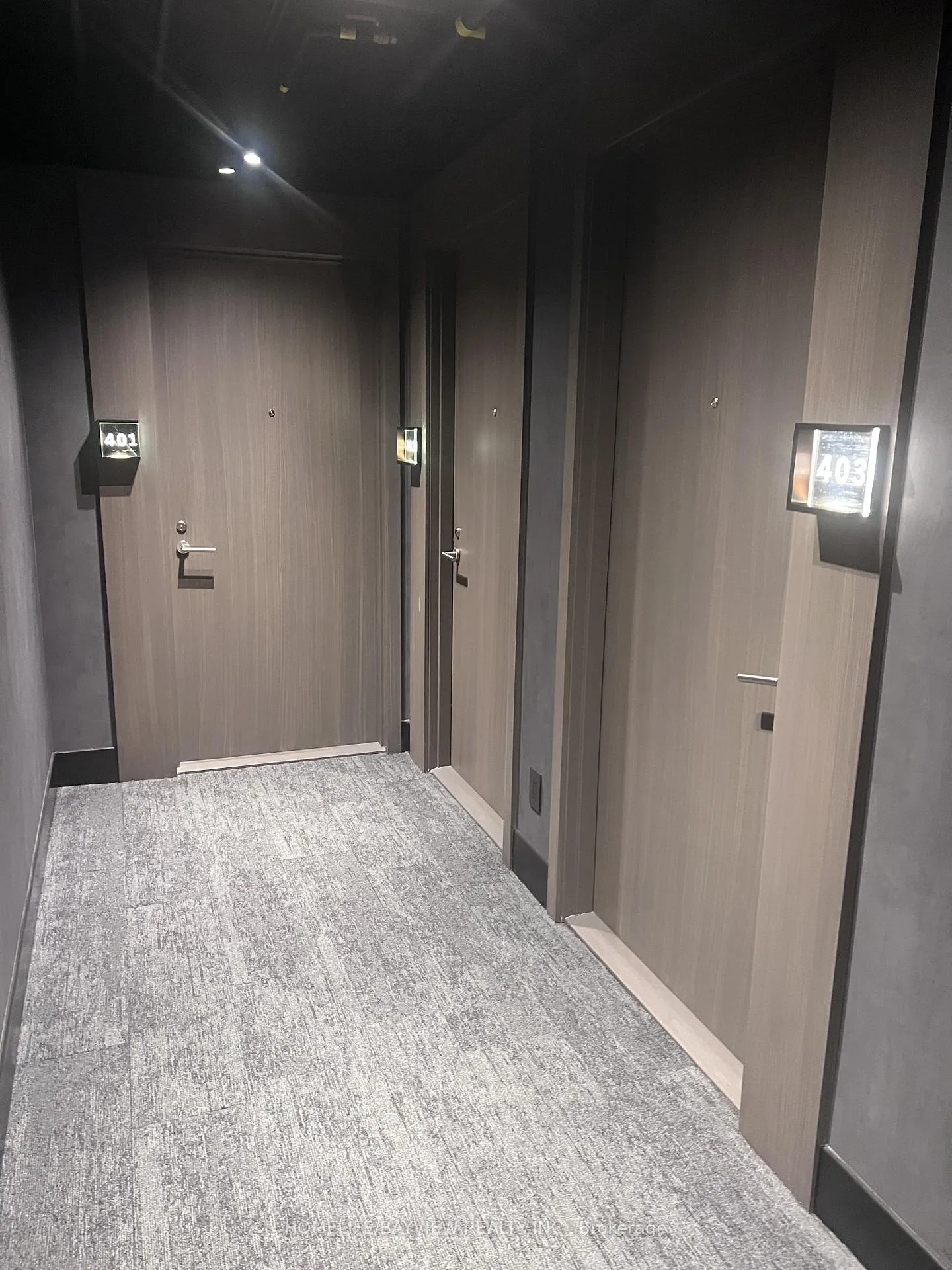 Photo 15 of Unit 403, 111 Bathurst Street, Toronto, Waterfront Communities — HOMEH