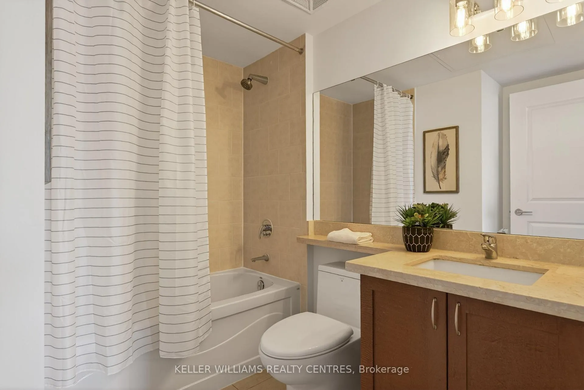 Photo 24 of Unit 304, 57 Upper Duke Crescent, Markham, Unionville — HOMEH