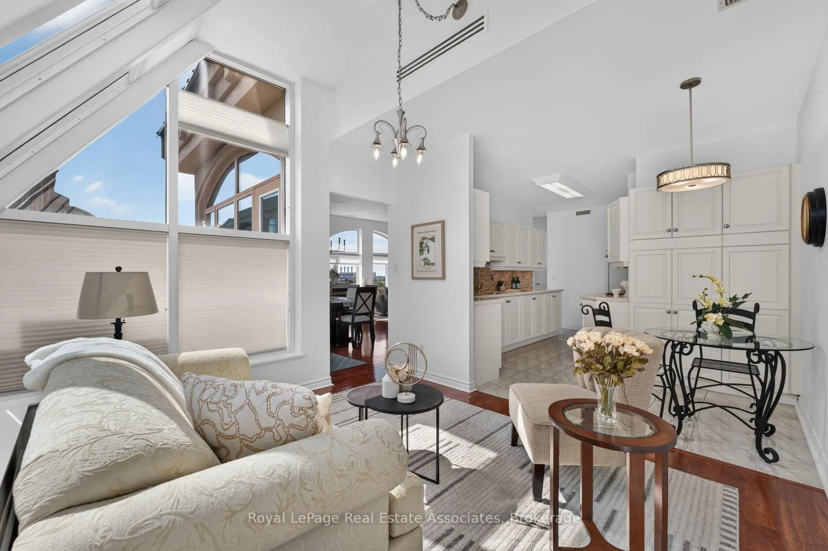Photo 10 of Unit 502, 3 Dayspring Circle, Brampton, Goreway Drive Corridor — HOMEH