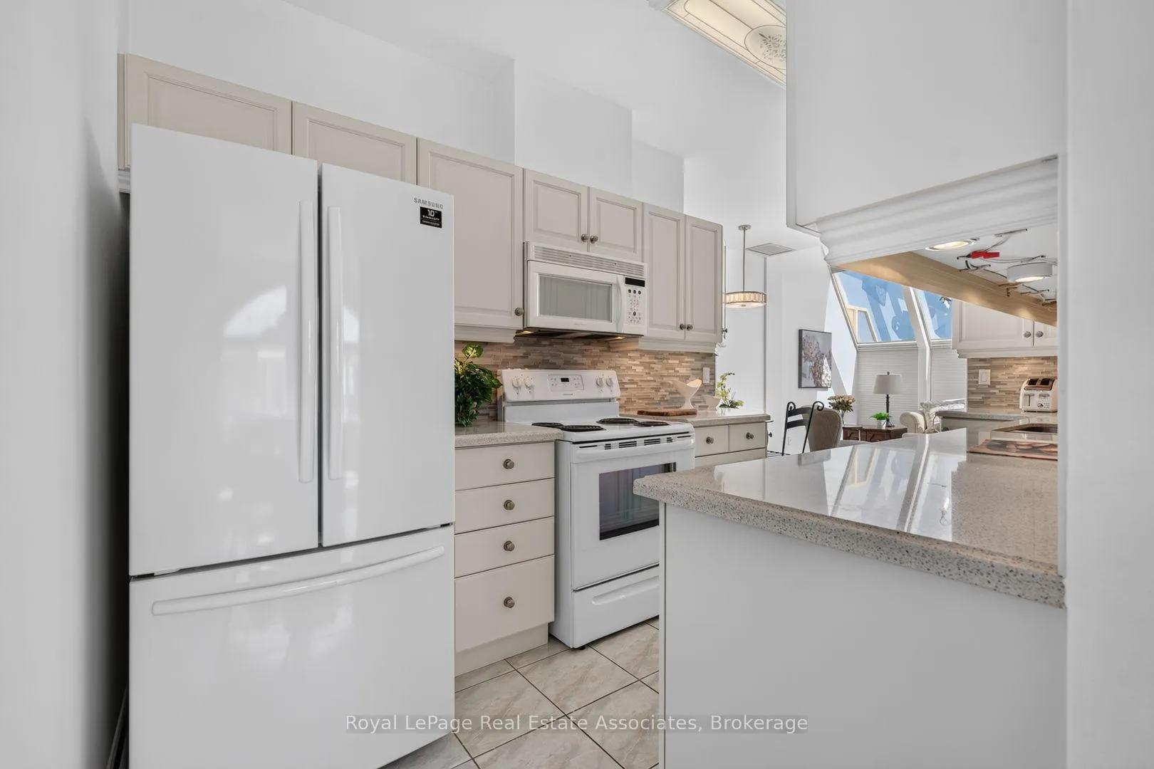 Photo 15 of Unit 502, 3 Dayspring Circle, Brampton, Goreway Drive Corridor — HOMEH