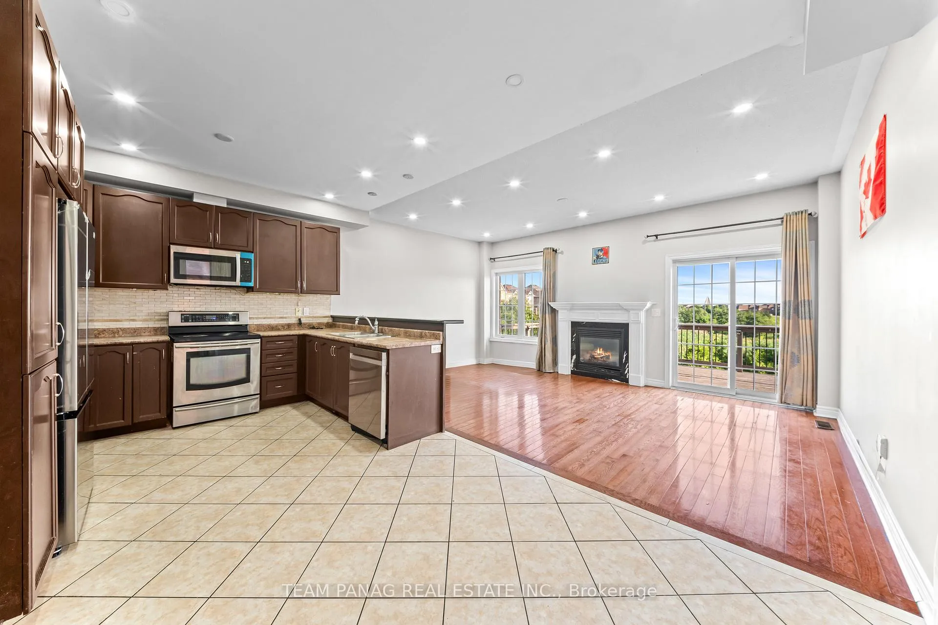 Photo 12 of 54 Clearfield Drive, Brampton, Bram East — HOMEH