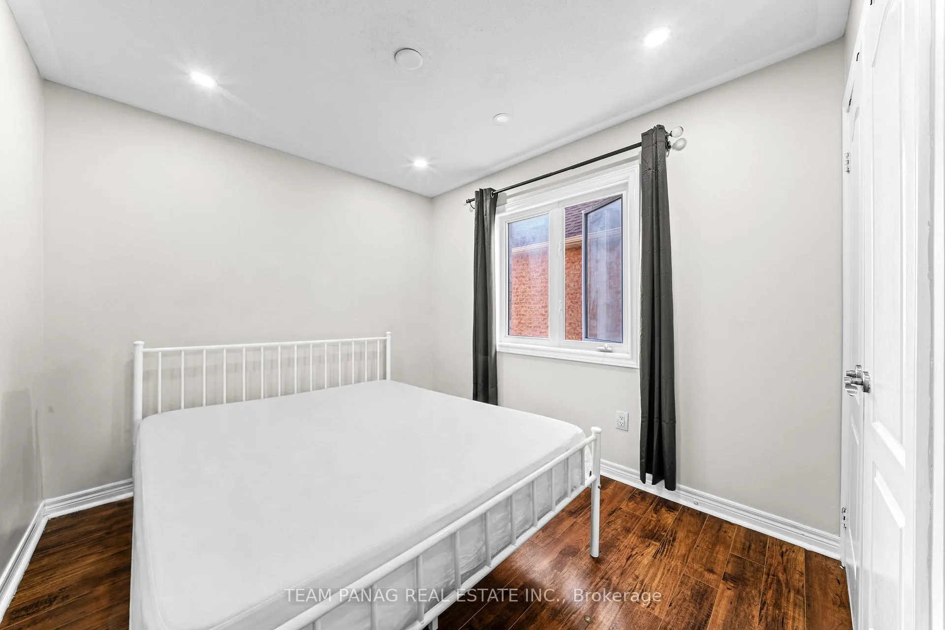 Photo 34 of 54 Clearfield Drive, Brampton, Bram East — HOMEH
