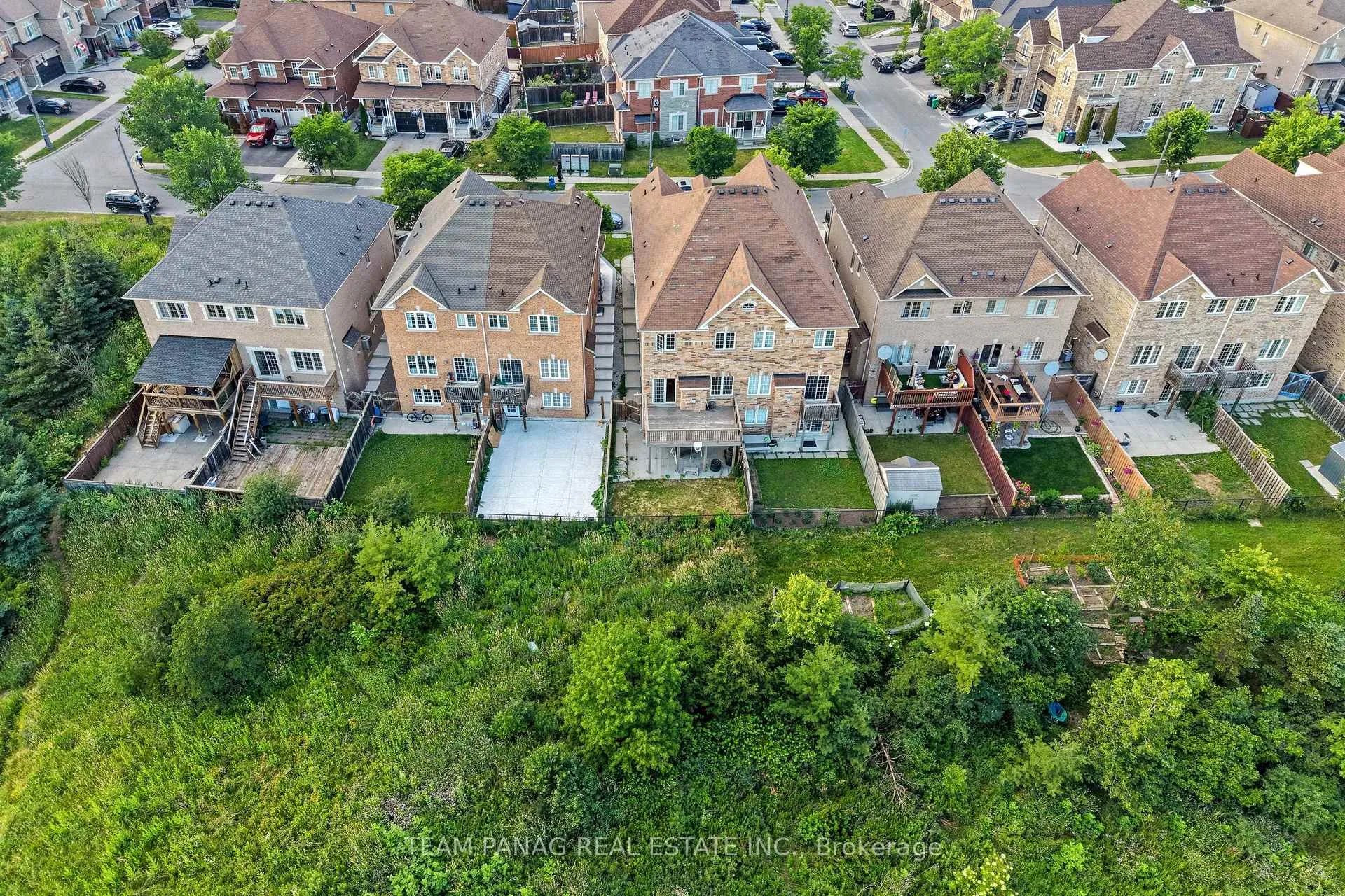 Photo 48 of 54 Clearfield Drive, Brampton, Bram East — HOMEH