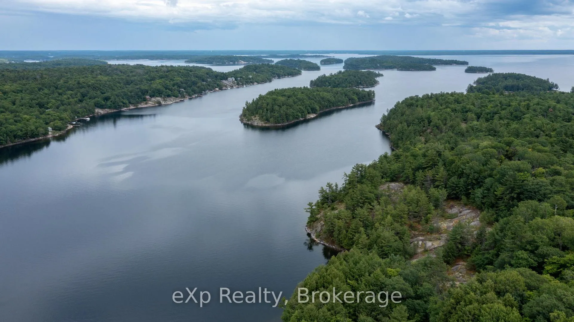 Photo 2 of 27 WA Loon Bay, Carling — HOMEH